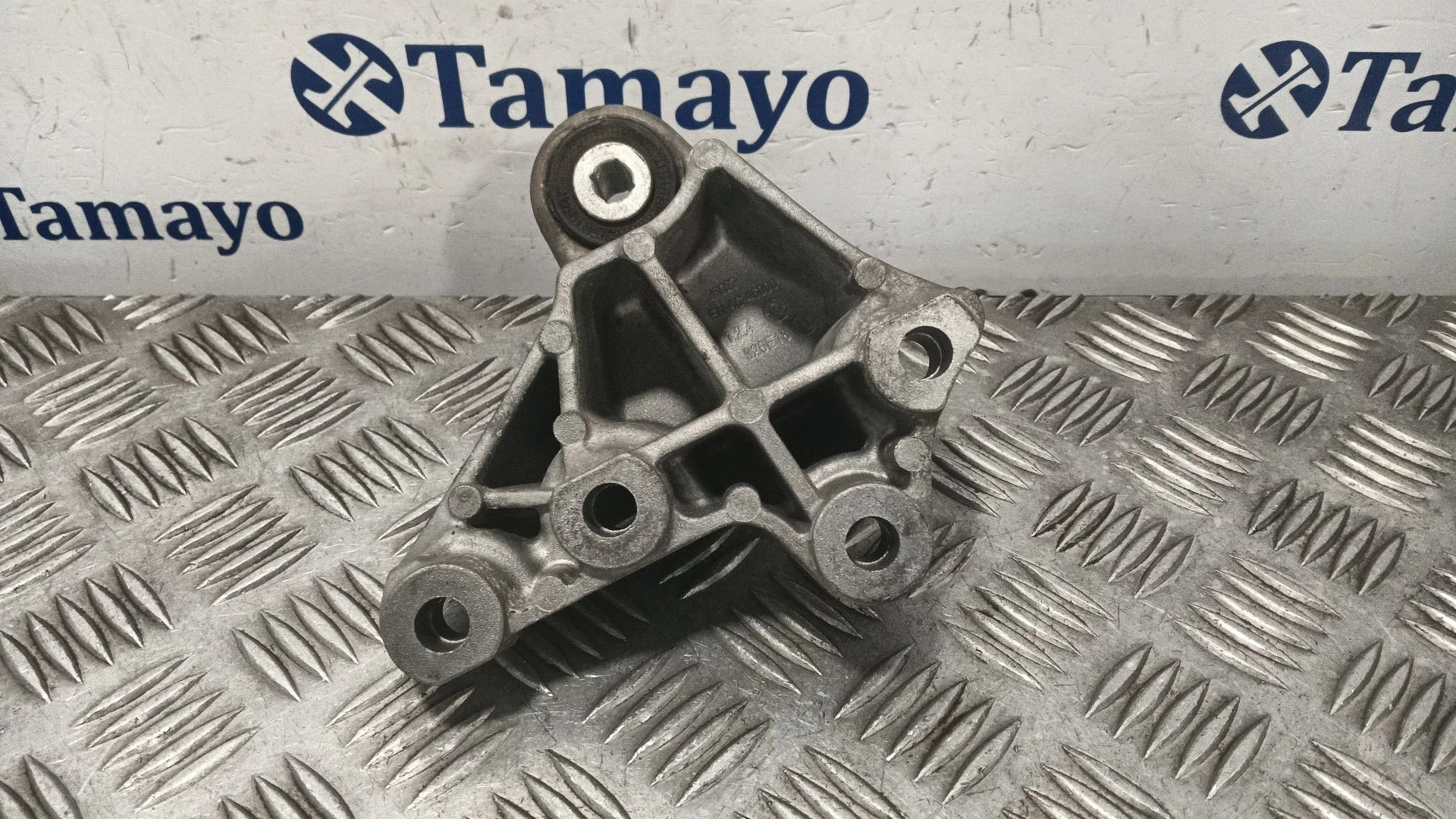Soporte Motor Derecho para Mercedes-Benz Clase A (W176)