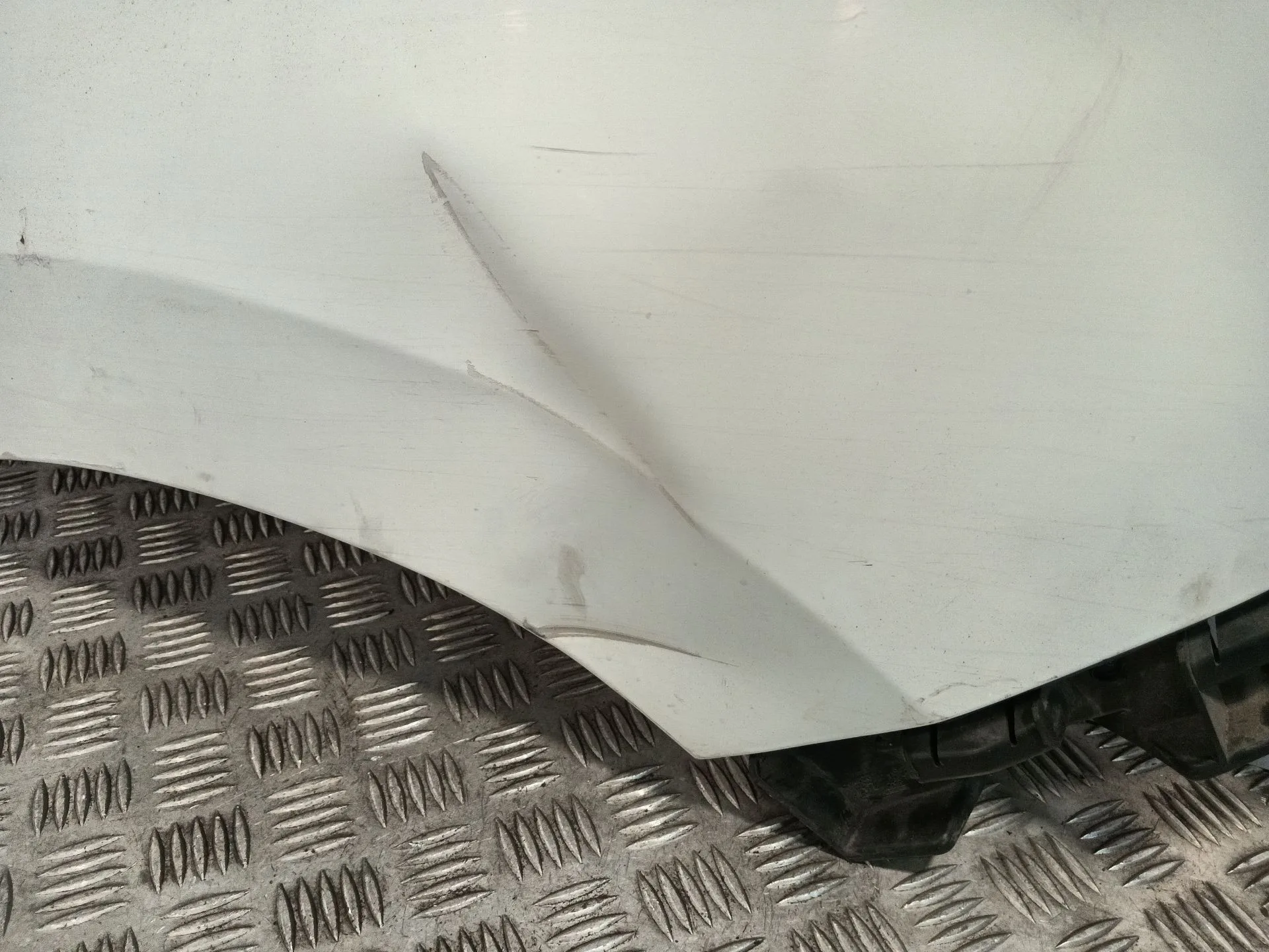 Aleta Delantera Derecha para Renault Master Iii Furgoneta (Fv)