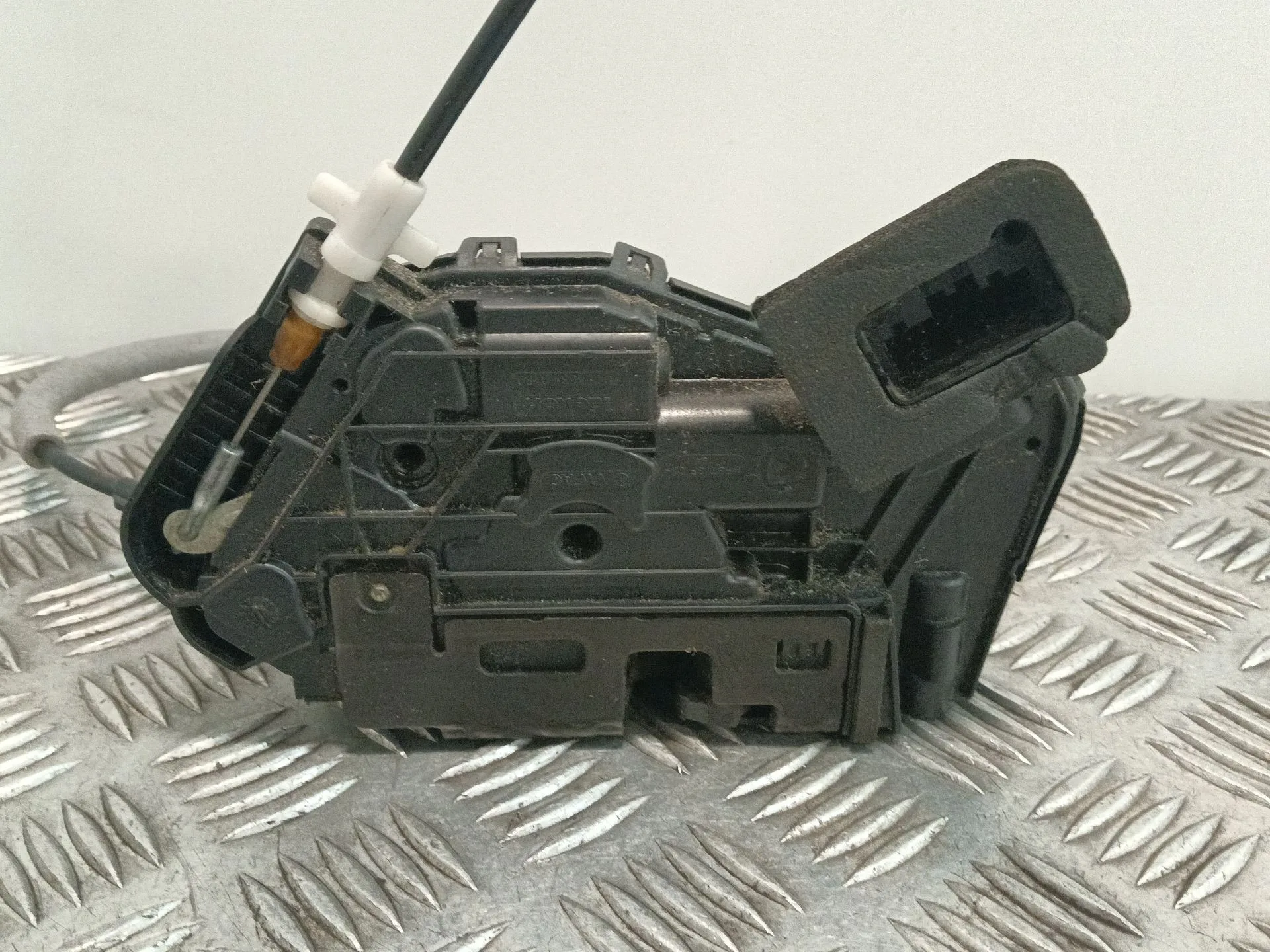 Cerradura Puerta Delantera Derecha para Skoda Octavia Lim. (5E3)