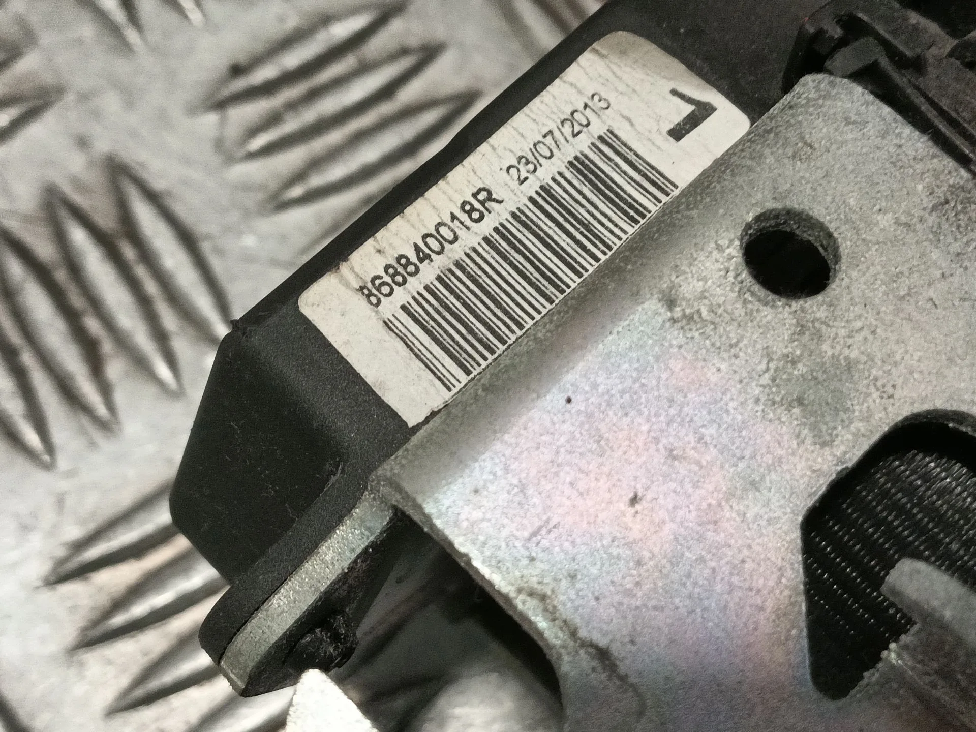 Cinturon Seguridad Delantero Izquierdo para Renault Master Iii Furgoneta (Fv)