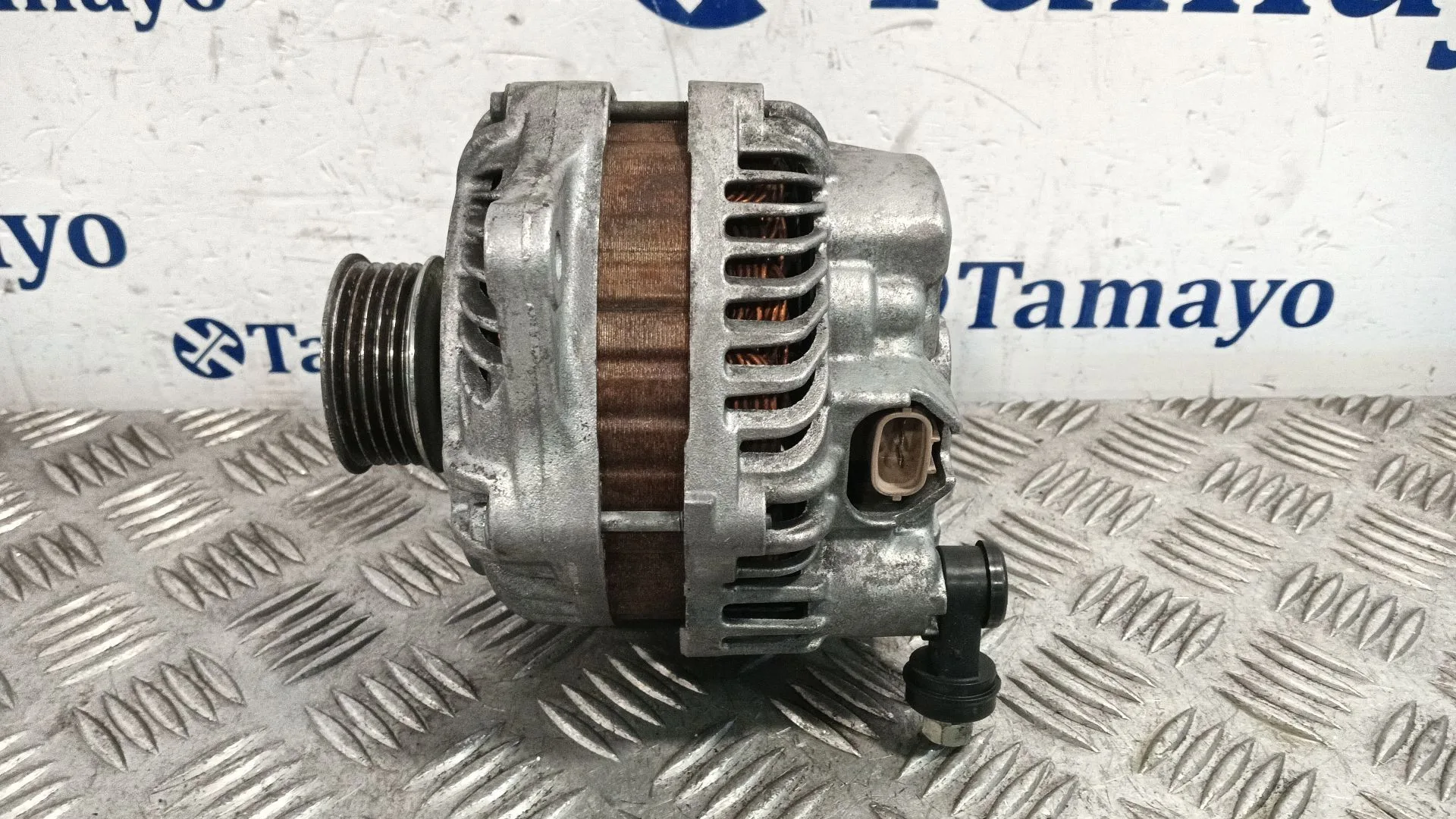 Alternador para Subaru Legacy Familiar/Outback B13 (Bp)