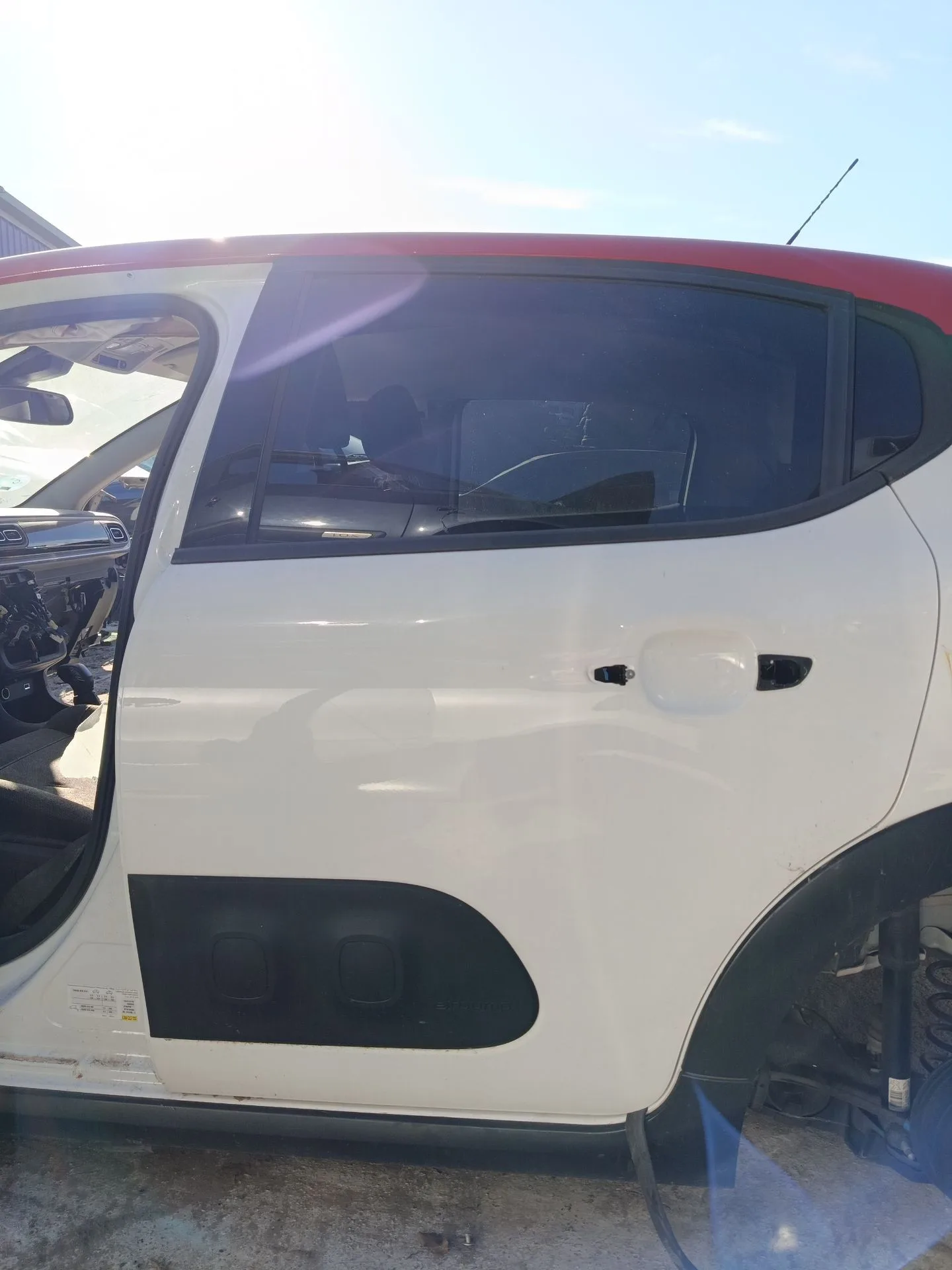 Puerta Trasera Izquierda para Citroën C3
