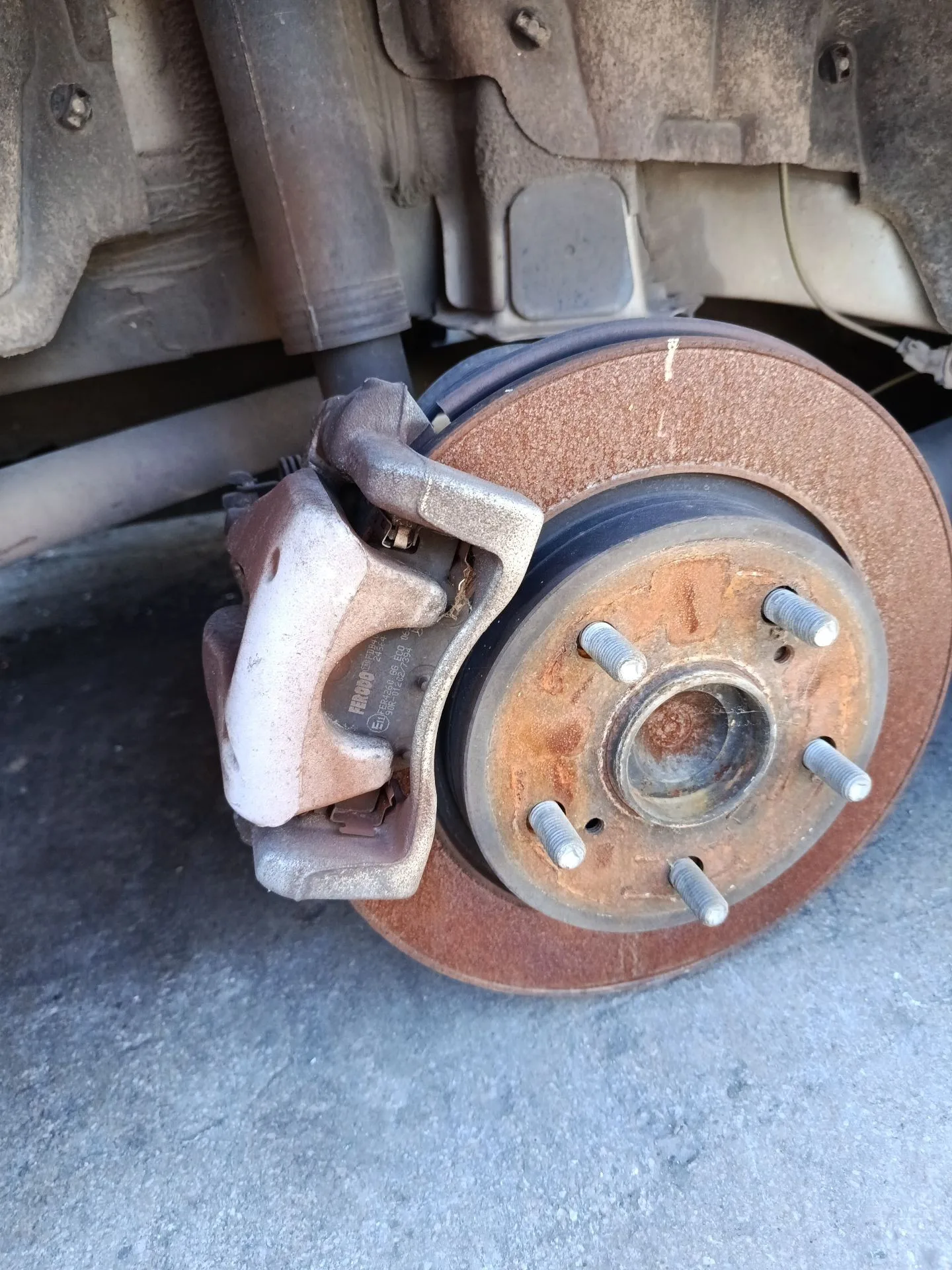 Pinza Freno Trasera Derecha para Toyota Auris (_E18_)