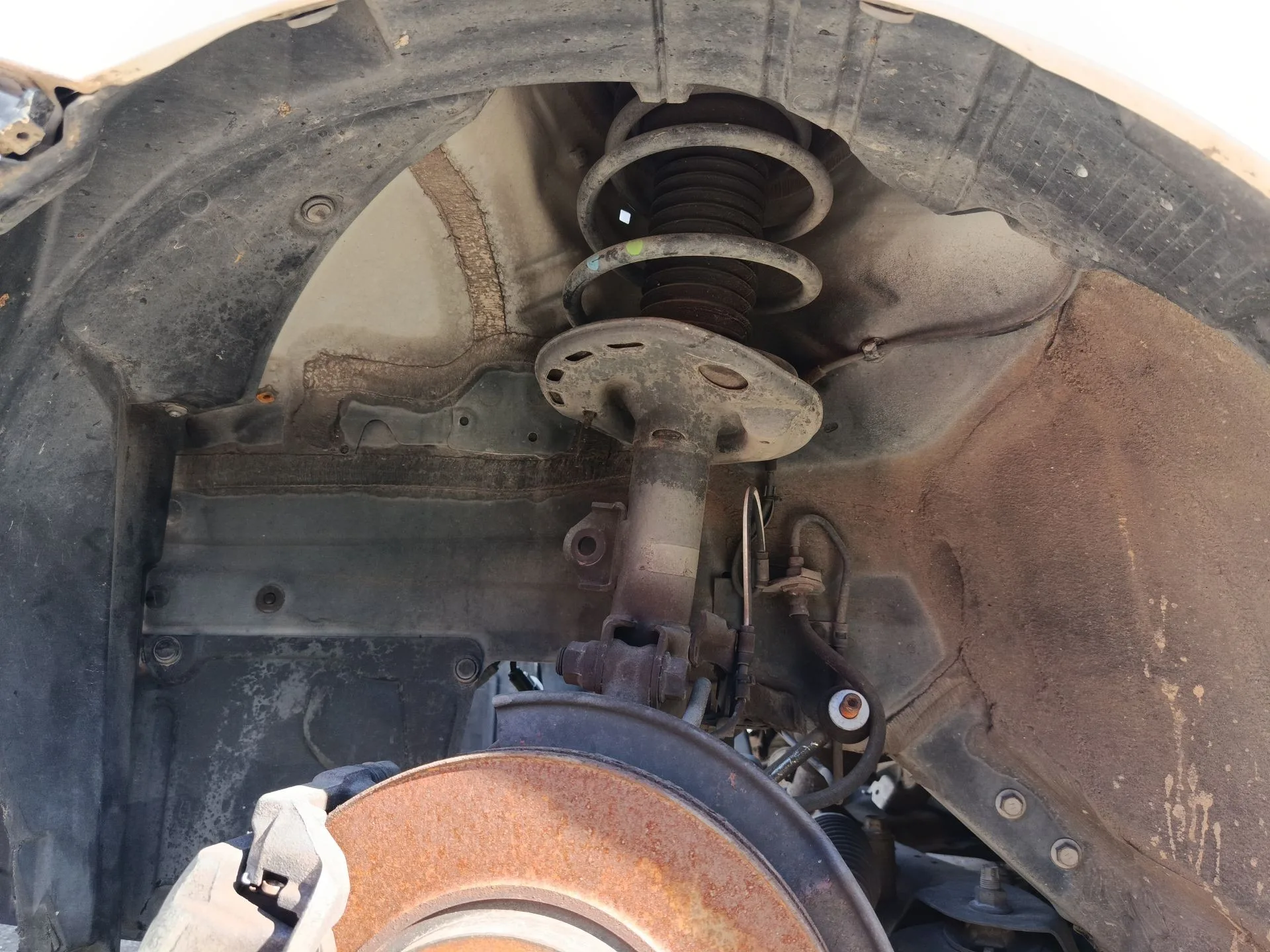 Amortiguador Delantero Izquierdo para Toyota Auris (_E18_)