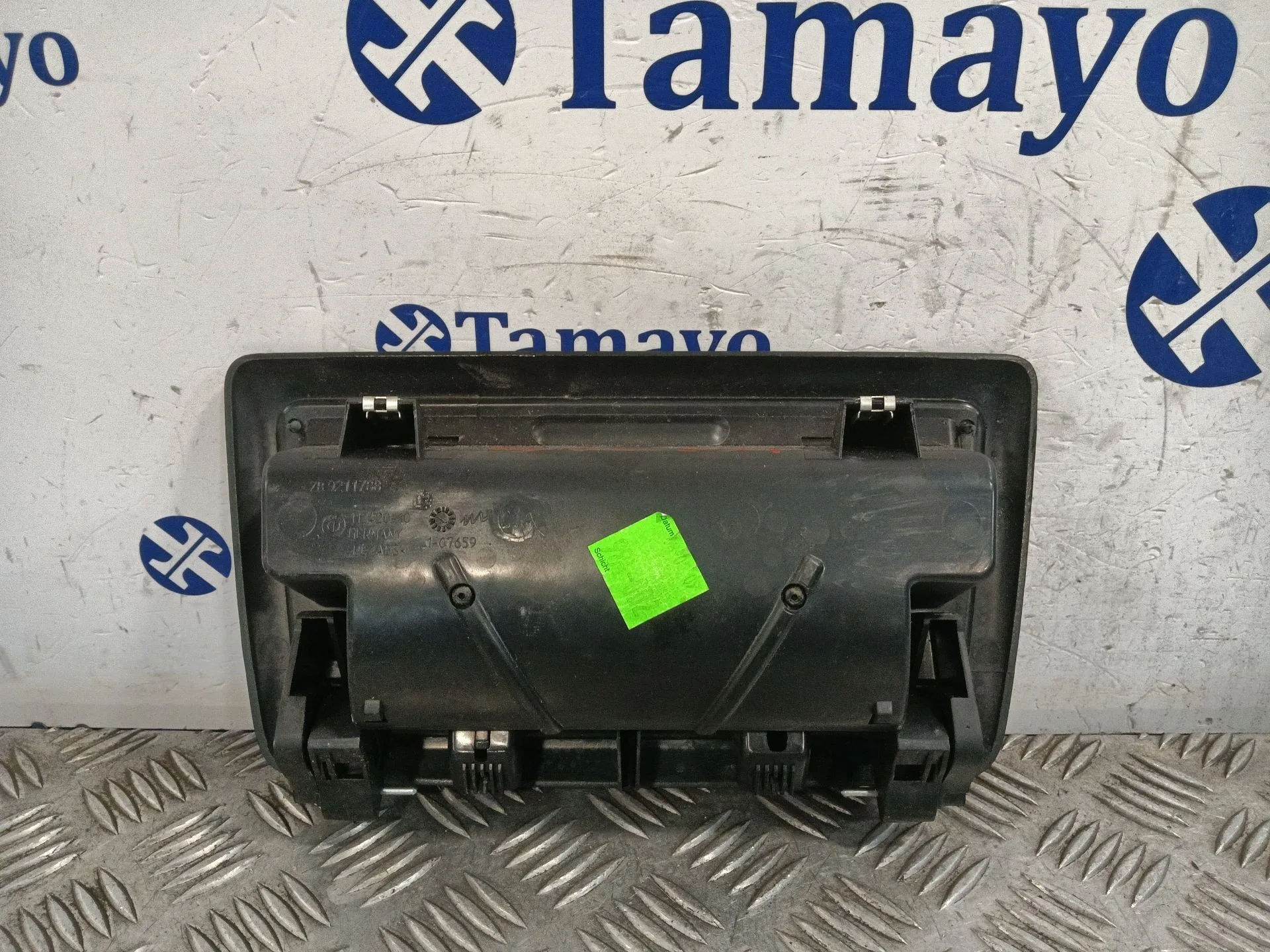 Guantera para Bmw Serie 1 Berlina (E81/E87)