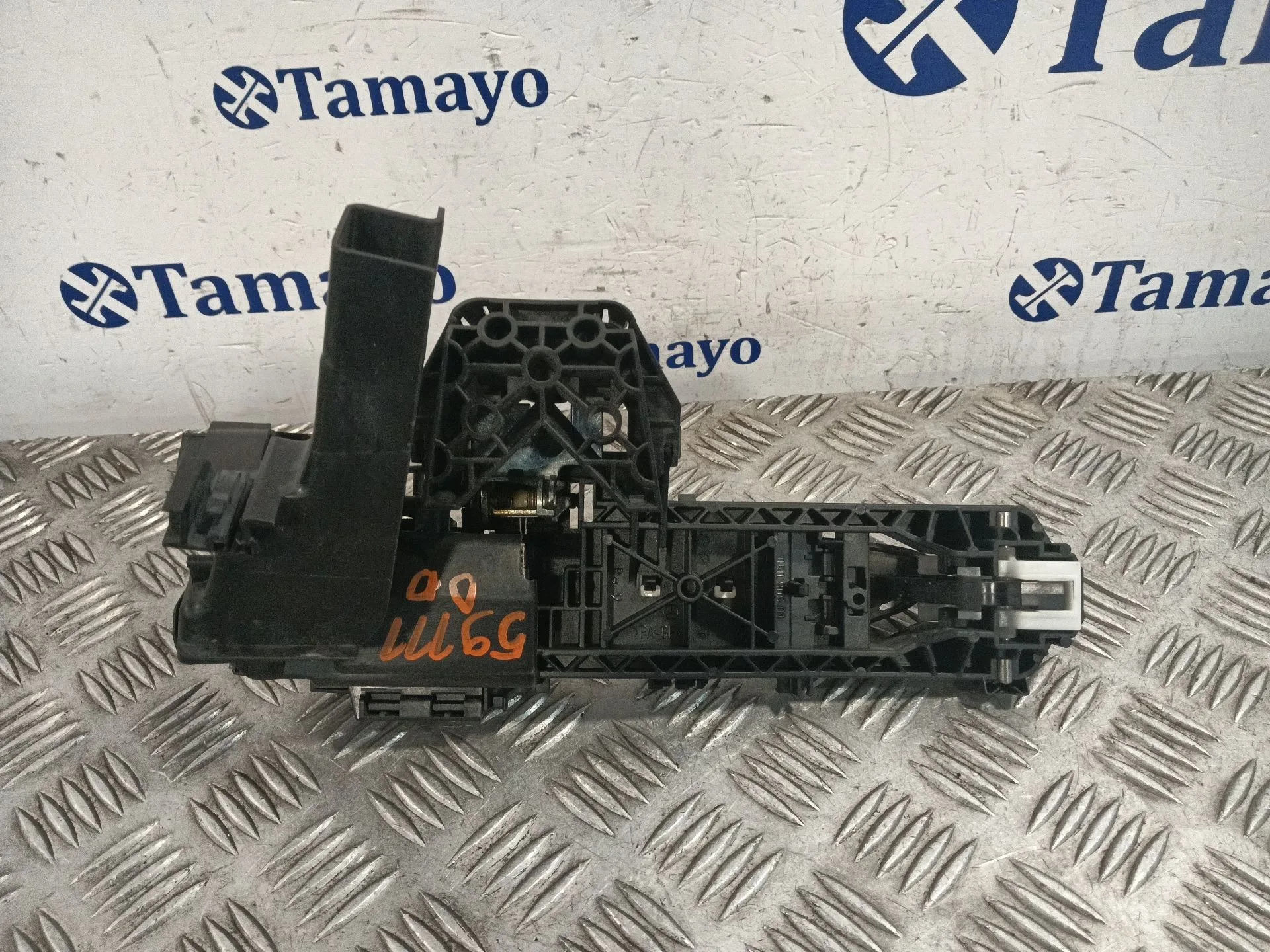 Maneta Exterior Delantera Derecha para Mercedes-Benz Clase A (W176)