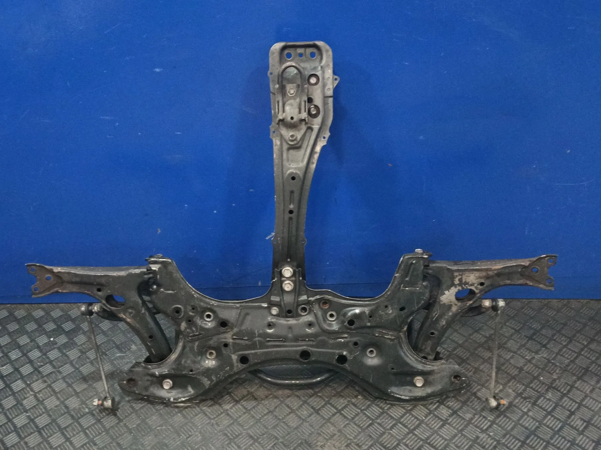 Puente Delantero para Toyota Corolla Verso (R1)
