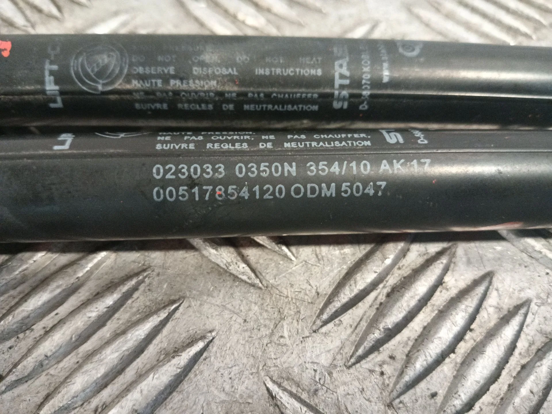 Amortiguadores Maletero / Porton para Fiat 500 (312)