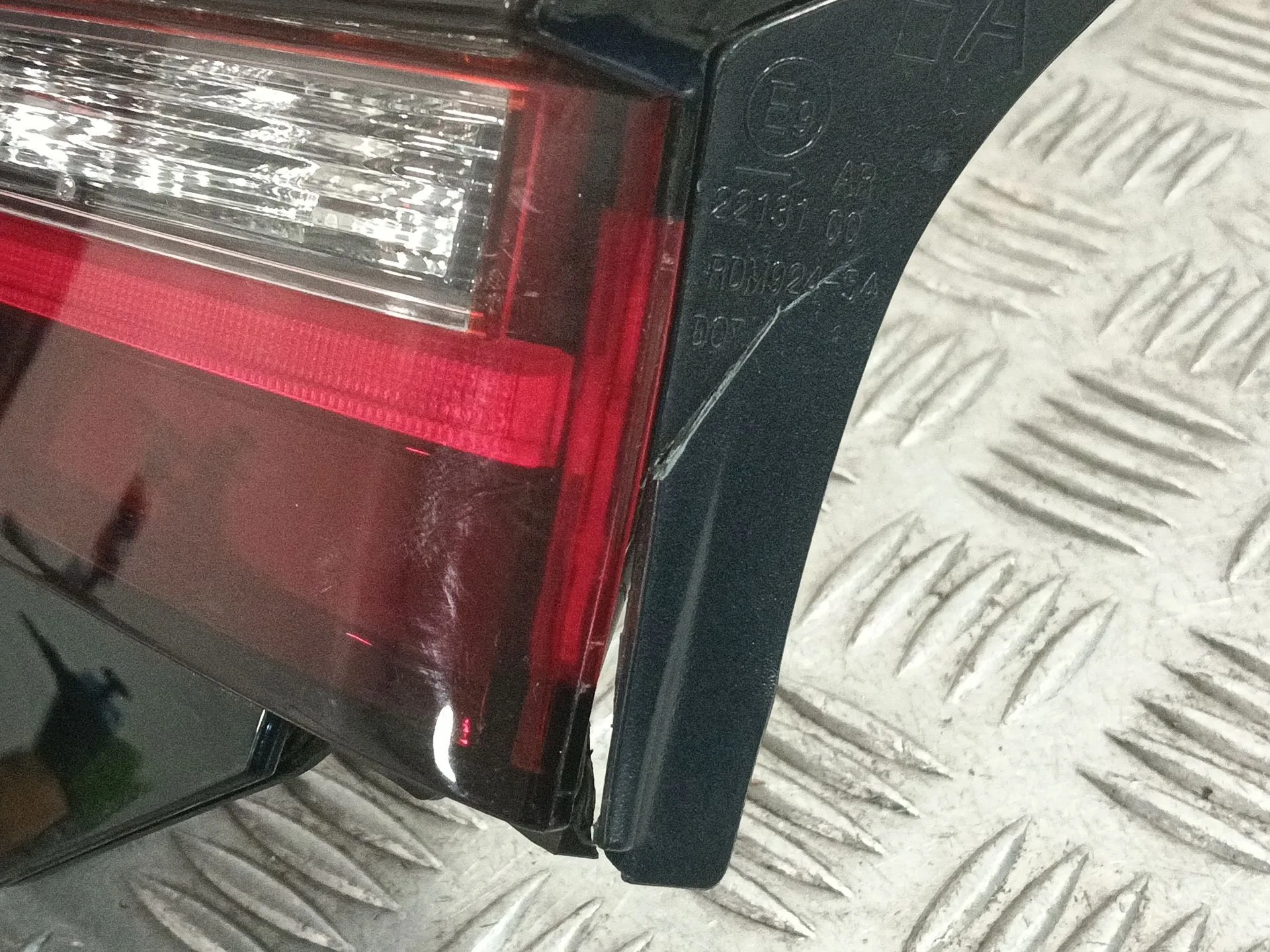 Piloto Trasero Porton Derecho para Mazda Cx-30 (Dm, Dt, Ed)