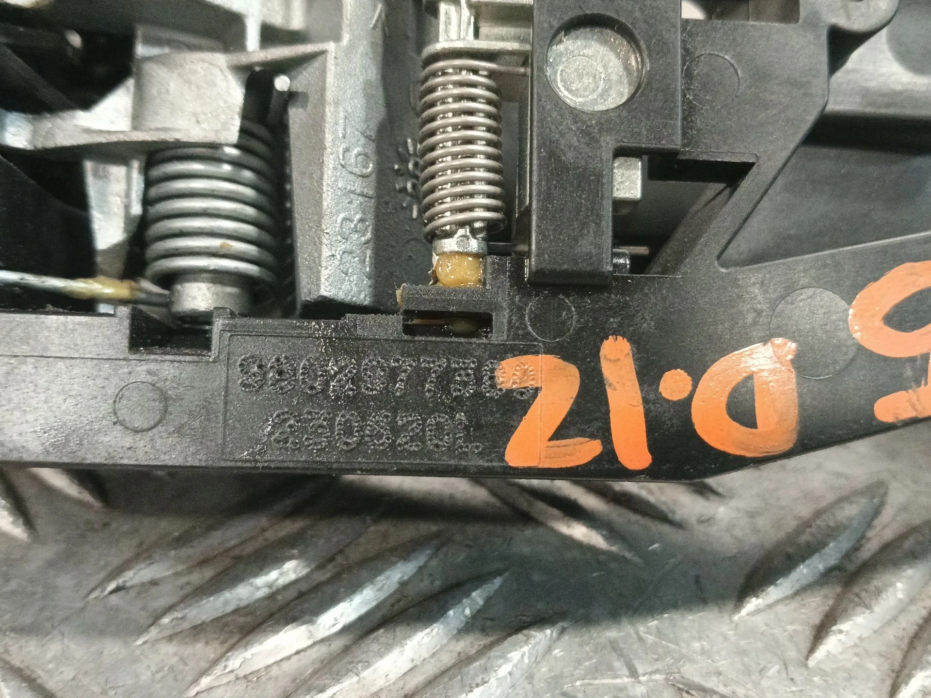 Maneta Exterior Delantera Izquierda para Opel Combo Furgoneta/Monovolumen (K9)