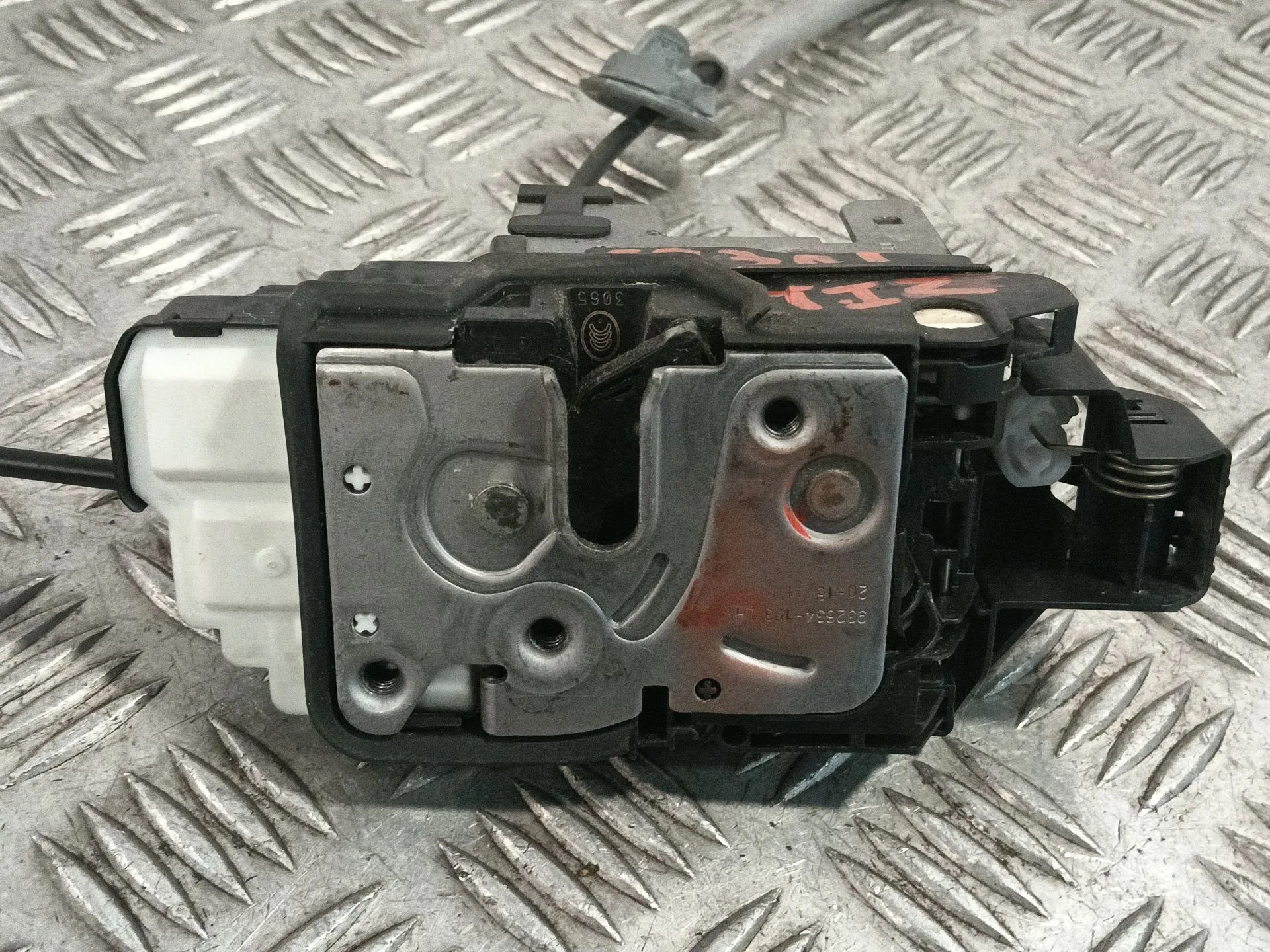 Cerradura Puerta Trasera Izquierda para Volvo V40 Hatchback (525)
