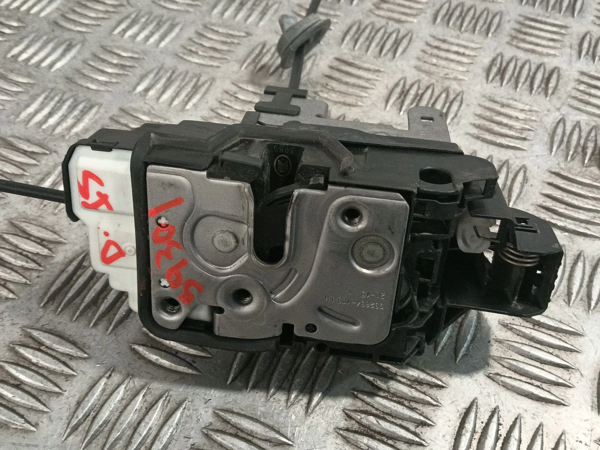Cerradura Puerta Delantera Izquierda para Volvo V40 Hatchback (525)