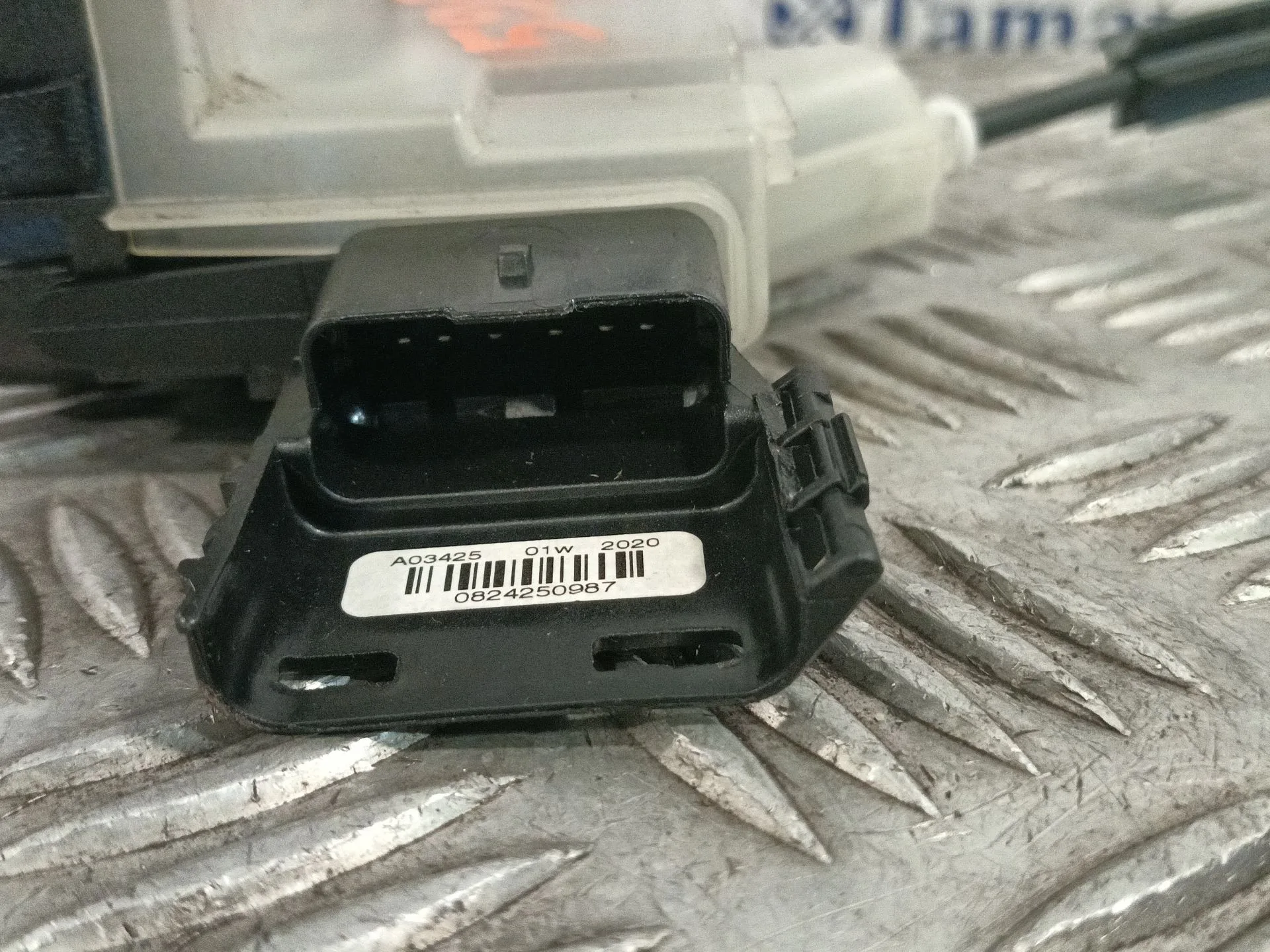 Cerradura Puerta Delantera Derecha para Opel Combo Furgoneta/Monovolumen (K9)
