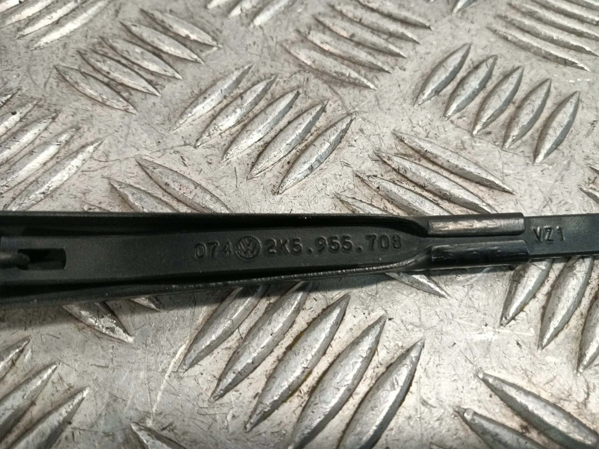 Brazo Limpia Trasero para Volkswagen Caddy Iii Furgoneta/Monovolumen (2Ka, 2Kh, 2Ca, 2Ch)