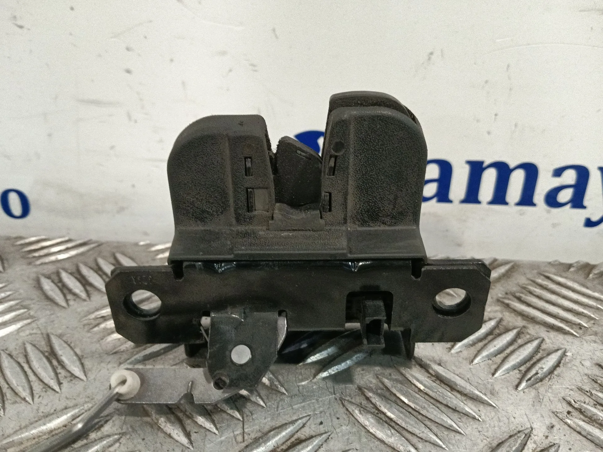 Cerradura Maletero / Porton para Volkswagen Caddy Iii Furgoneta/Monovolumen (2Ka, 2Kh, 2Ca, 2Ch)