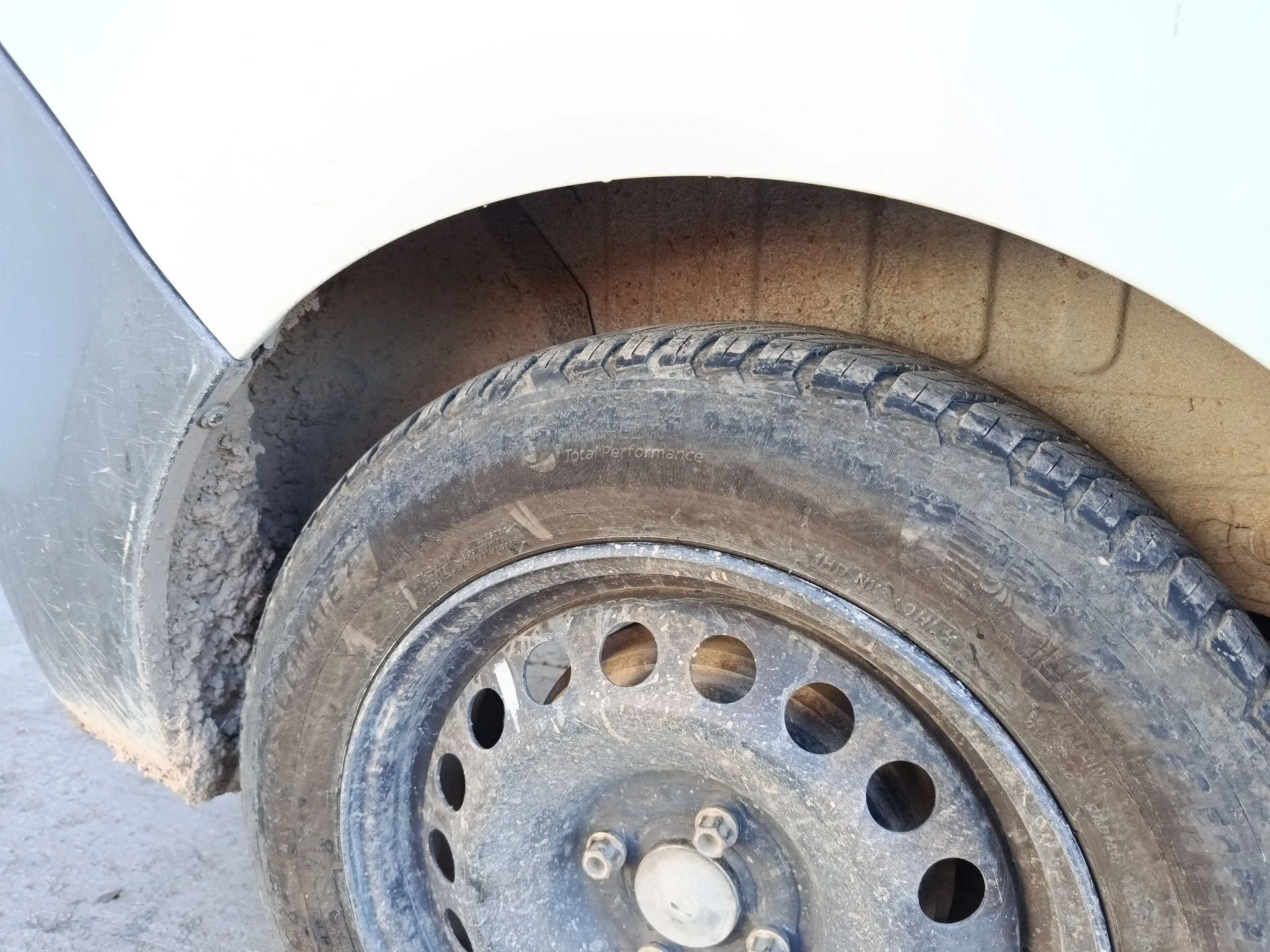 Plastico Paso Rueda Trasero Derecho para Dacia Dokker Furgoneta/Monovolumen