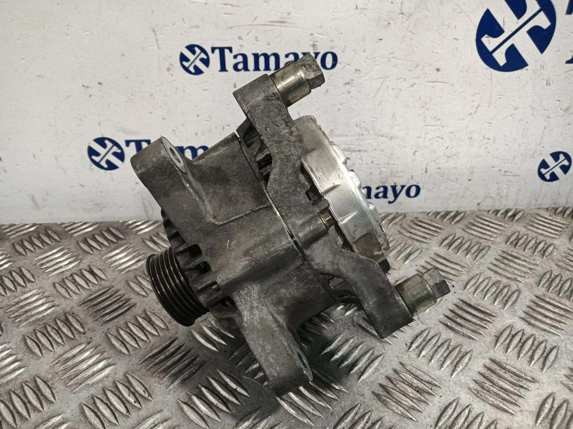 Alternador para Ford Fiesta V (Jh_, Jd_)