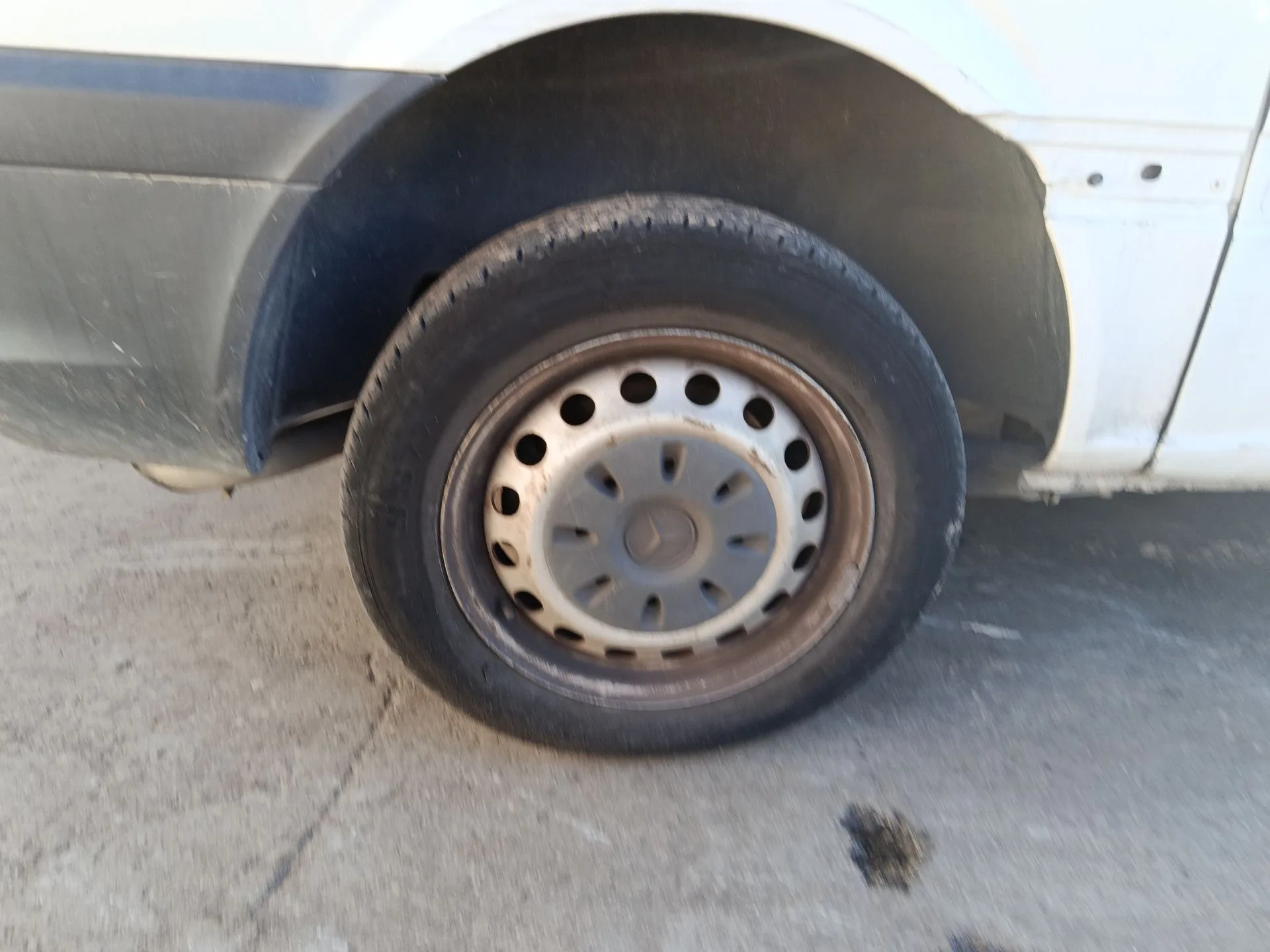 Mangueta Trasera Derecha para Mercedes-Benz Vito / Mixto Furgoneta (W639)