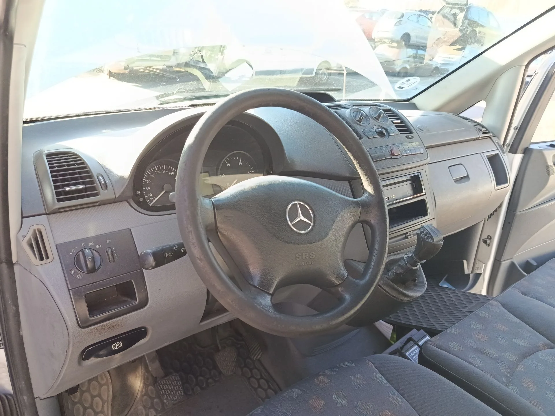 Salpicadero para Mercedes-Benz Vito / Mixto Furgoneta (W639)