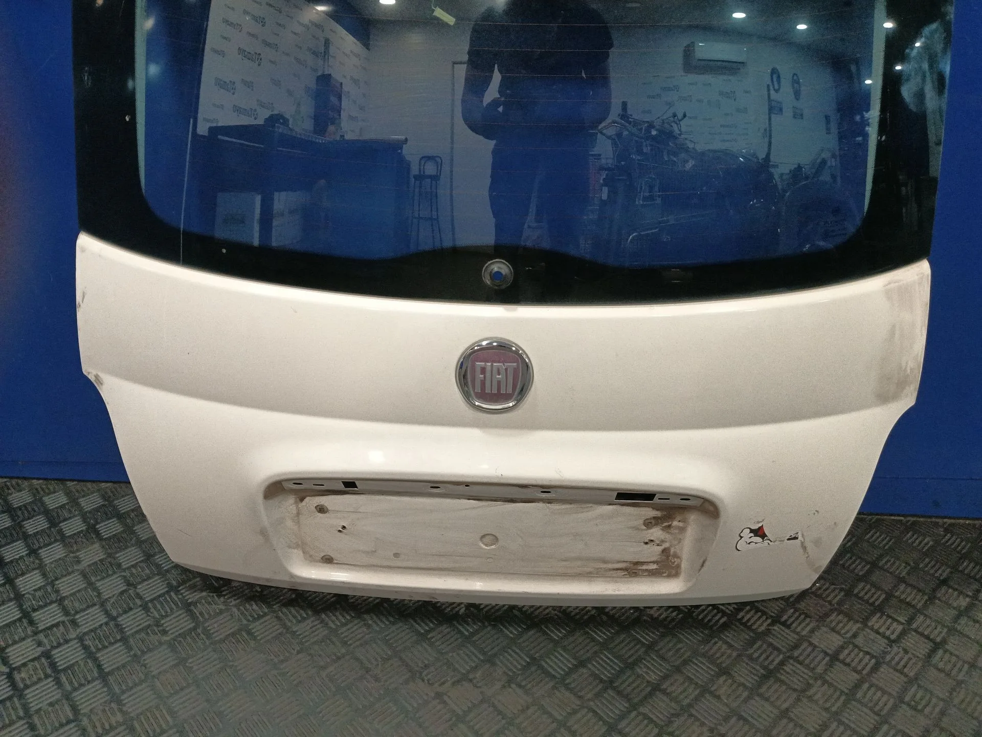 Porton Trasero para Fiat 500 (312)