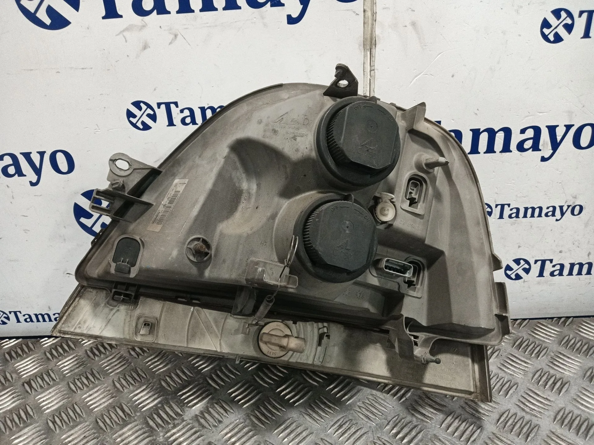 Faro Derecho para Nissan Interstar Furgoneta (X70)