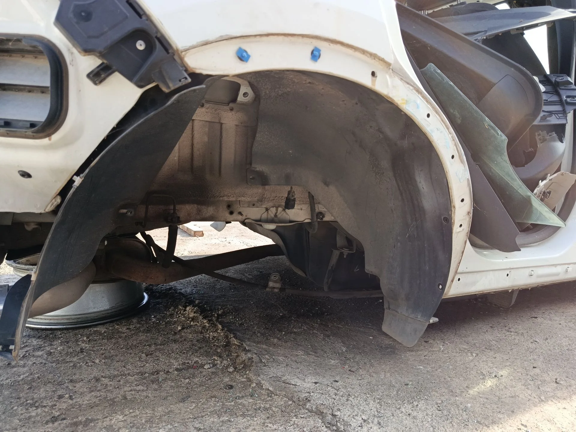 Plastico Paso Rueda Trasero Derecho para Opel Mokka