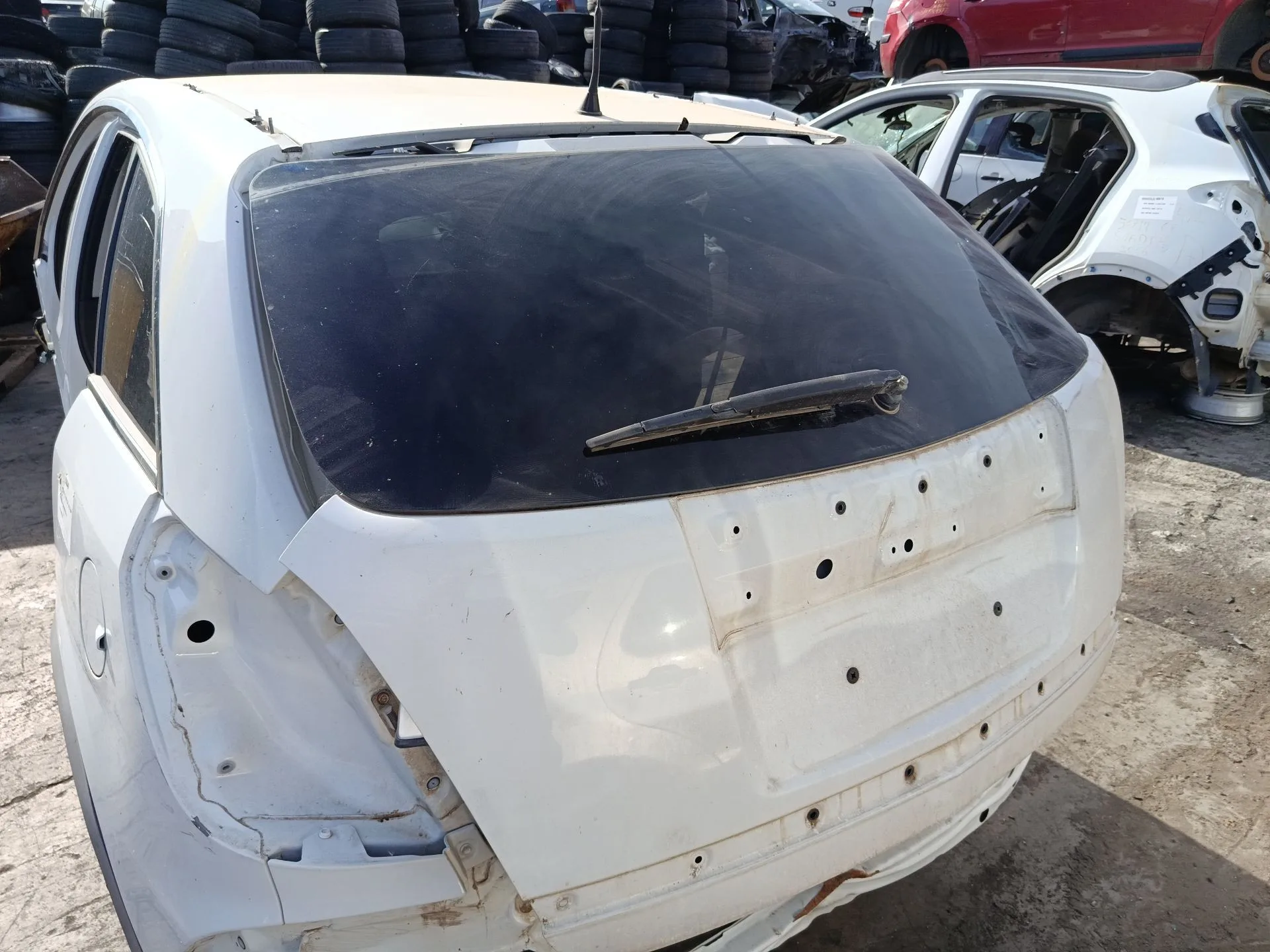 Porton Trasero para Opel Antara