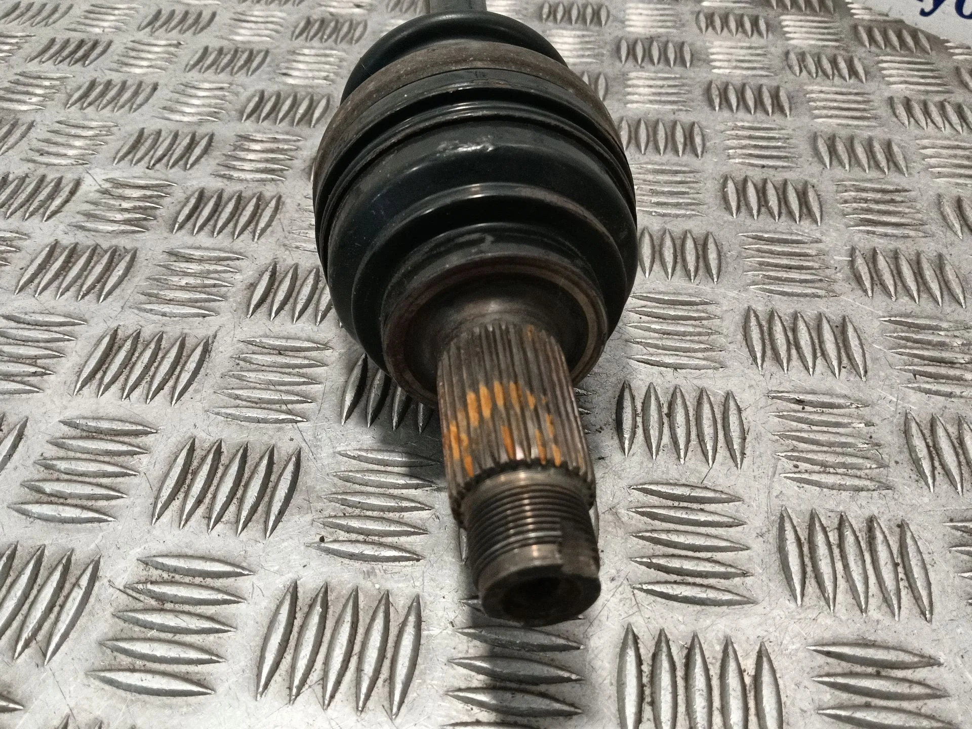 Transmision Trasera Izquierda para Bmw X5 (E53)