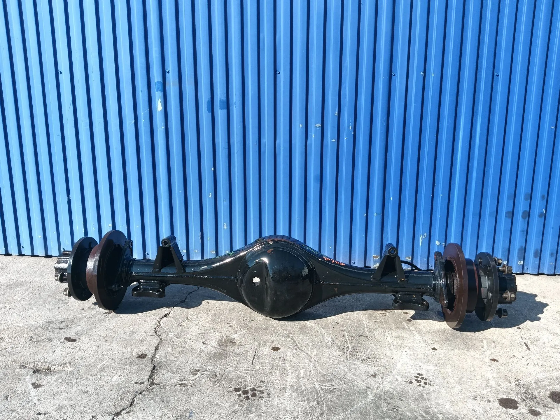 Puente Trasero para Nissan Nt400 Cabstar (F24M)