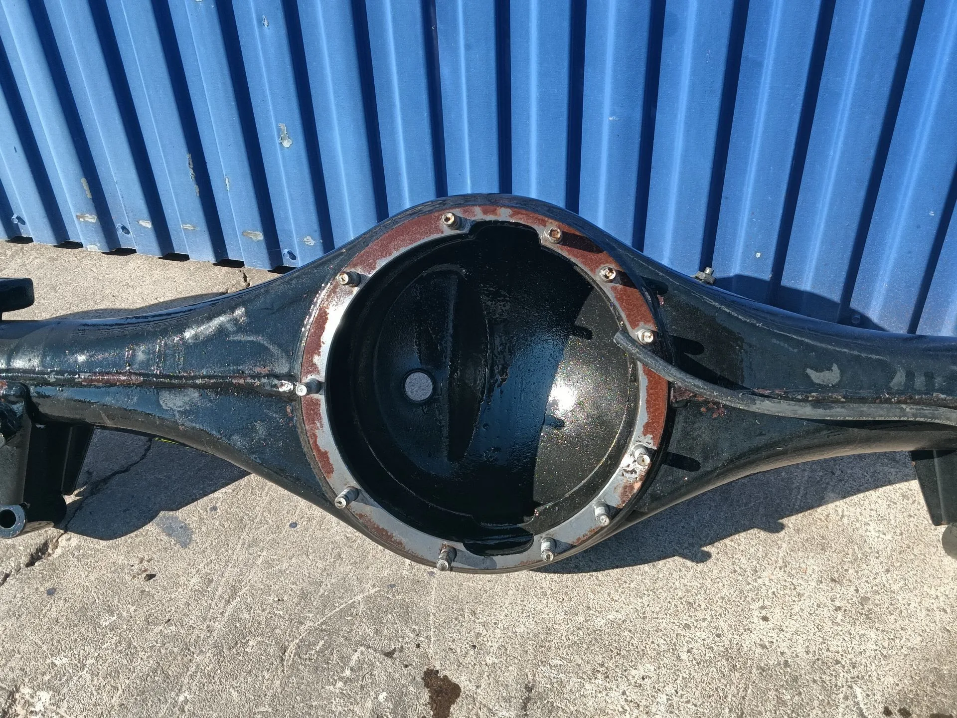 Puente Trasero para Nissan Nt400 Cabstar (F24M)