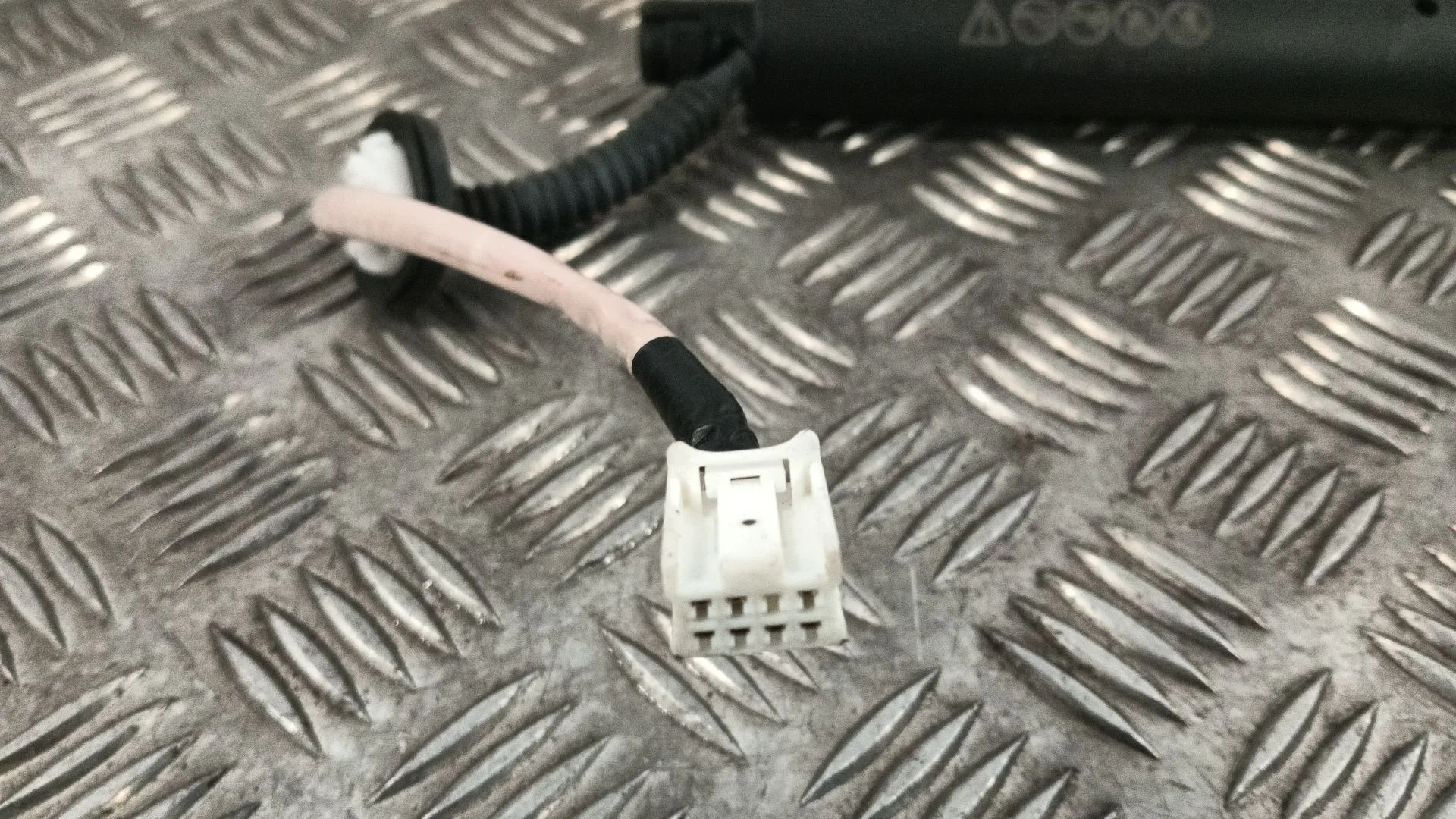 Amortiguador Porton Trasero Izquierdo para Mazda Cx-30 (Dm, Dt, Ed)