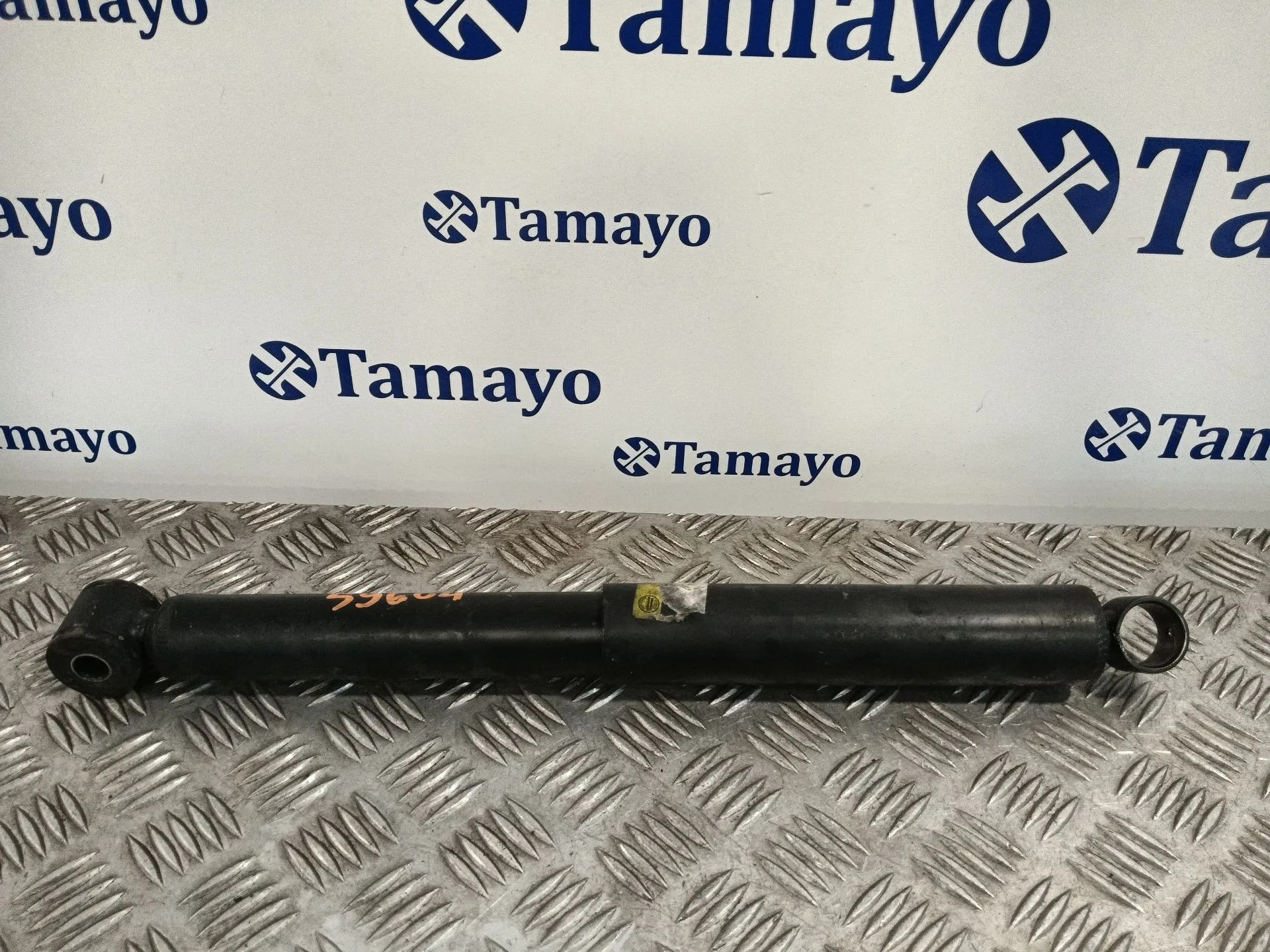 Amortiguador Trasero para Nissan Nt400 Cabstar (F24M)