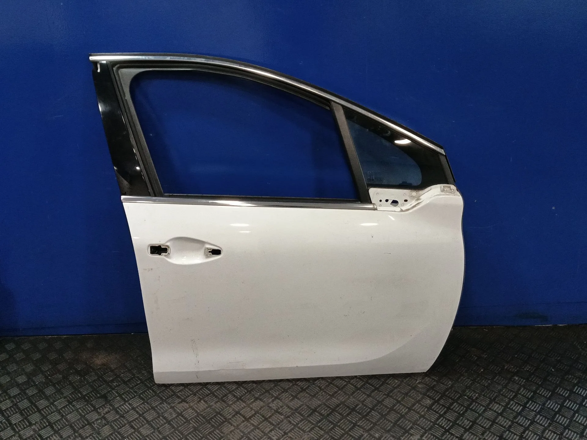Puerta Delantera Derecha para Peugeot 208 I (Ca_, Cc_)
