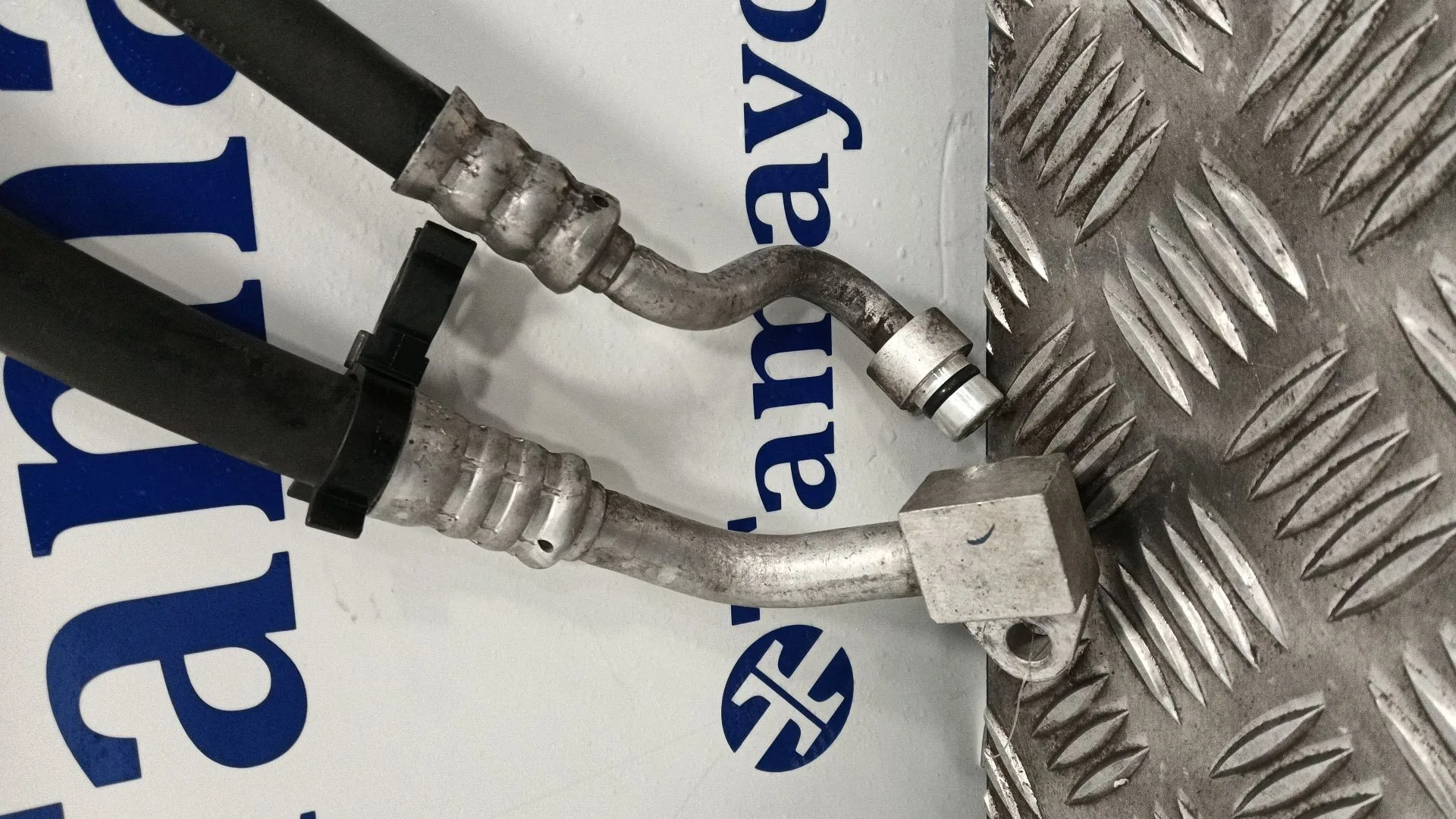 Tubos Aire Acondicionado para Nissan Nt400 Cabstar (F24M)