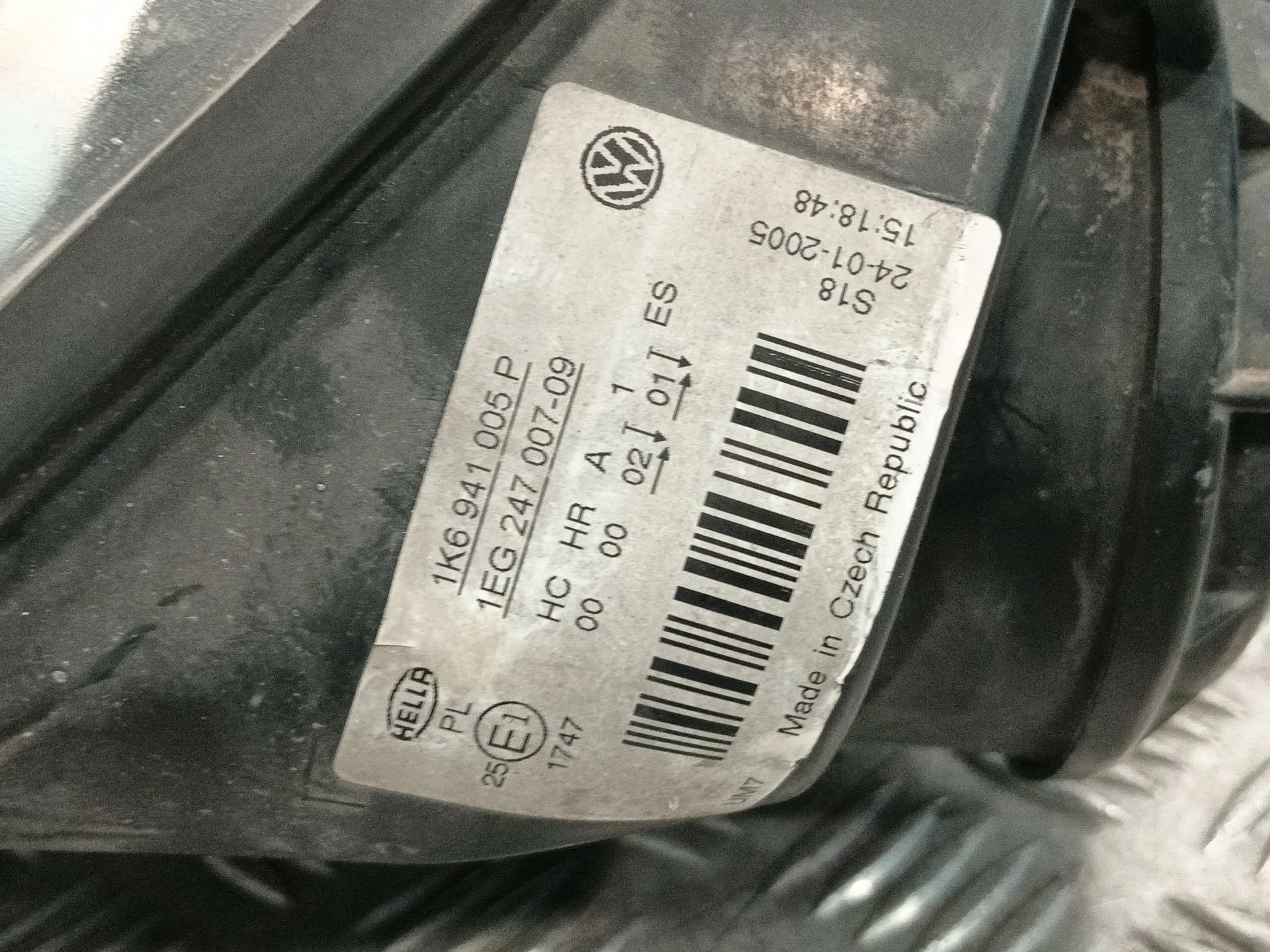 Faro Izquierdo para Volkswagen Golf V (1K1)