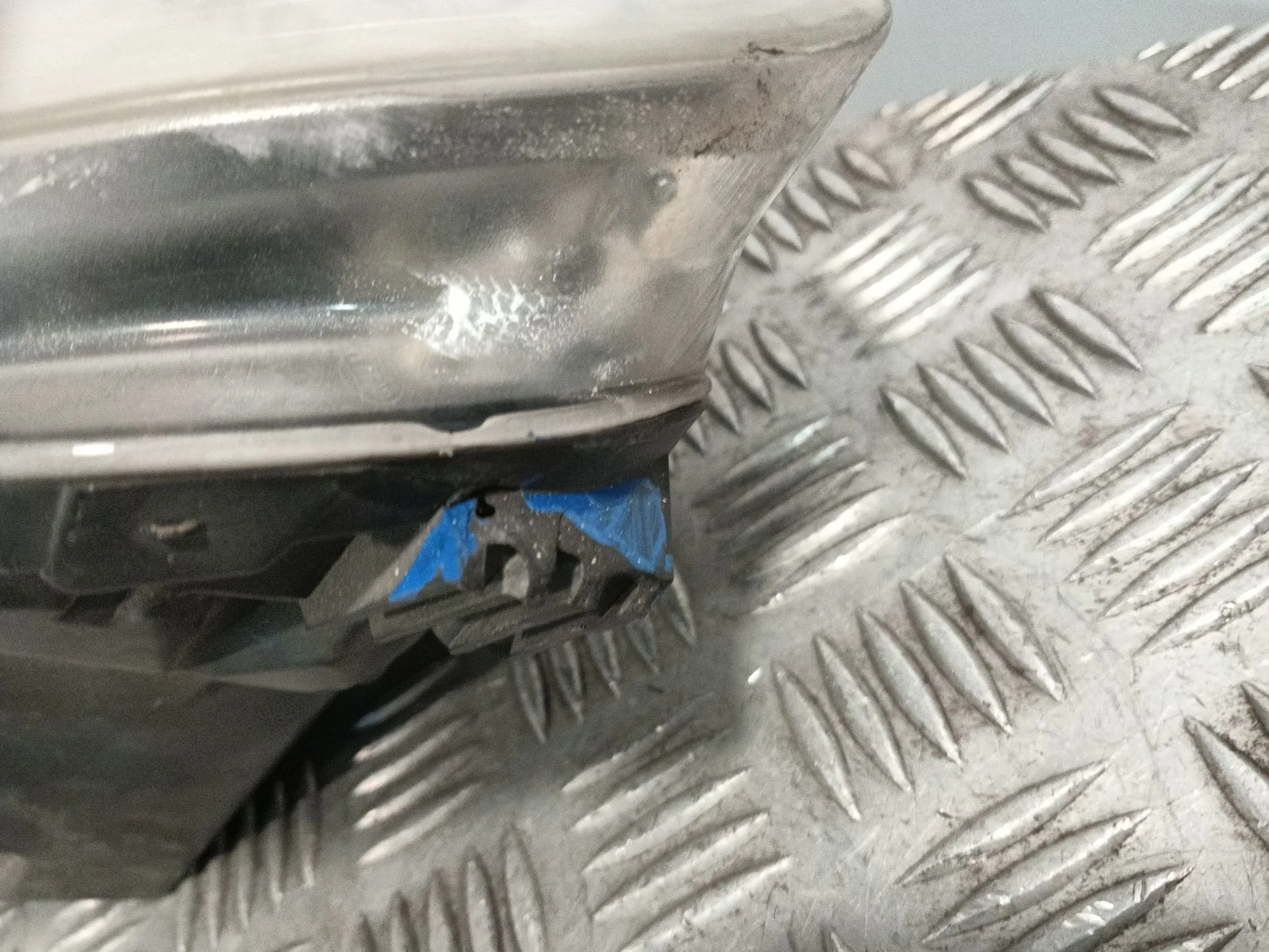 Faro Izquierdo para Volkswagen Golf V (1K1)