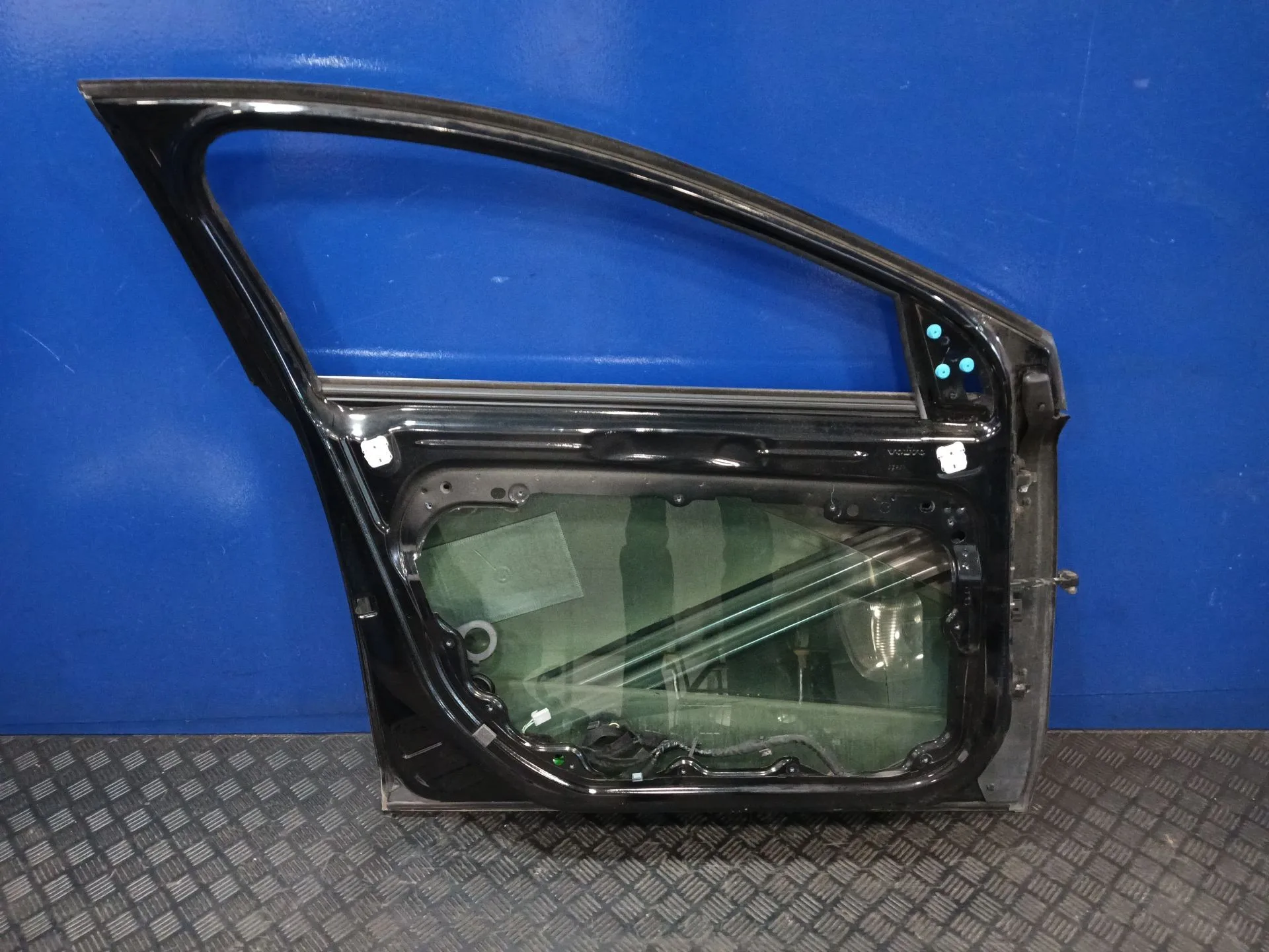Puerta Delantera Izquierda para Volvo V40 Hatchback (525)