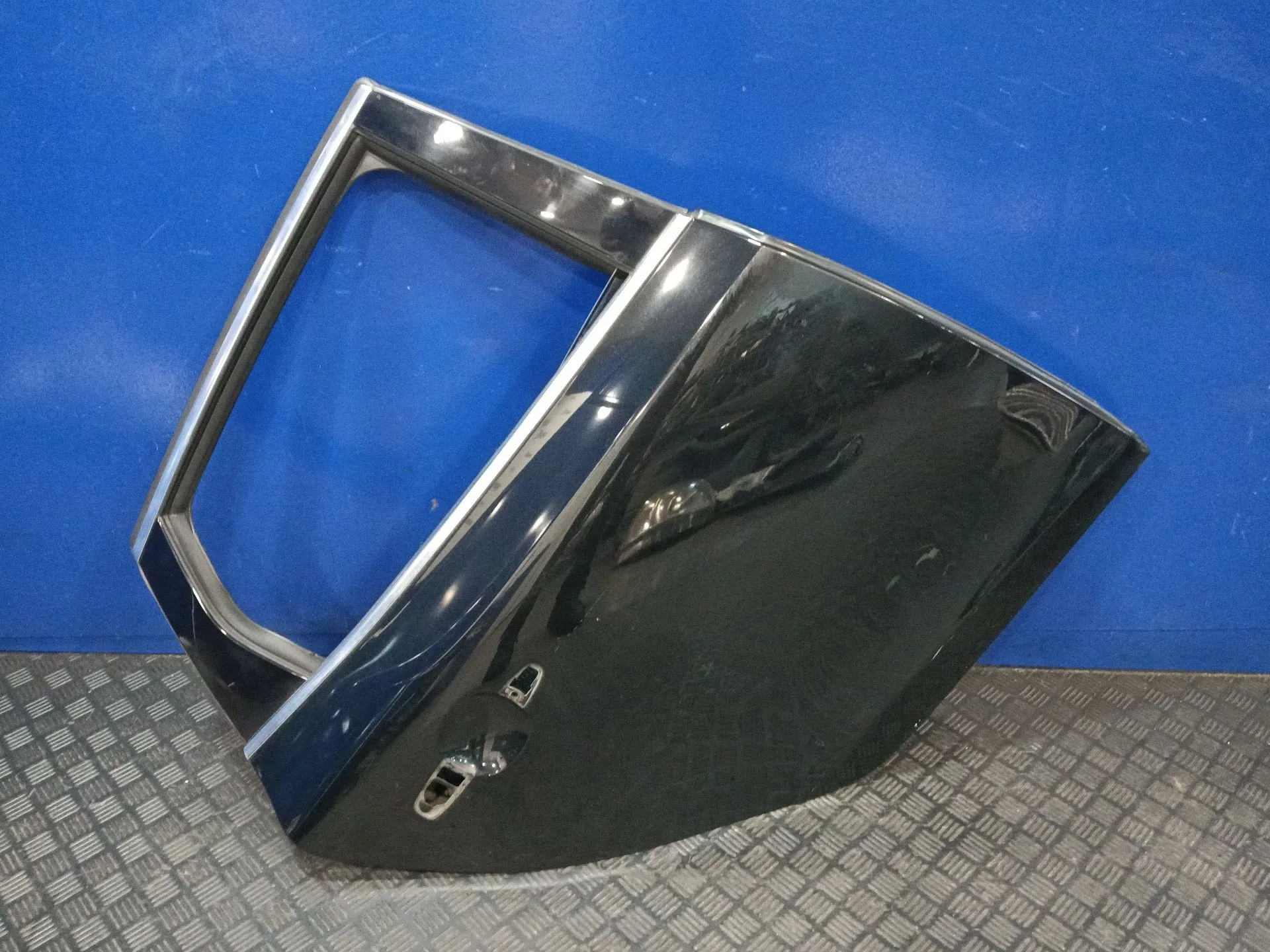 Puerta Trasera Derecha para Volvo V40 Hatchback (525)