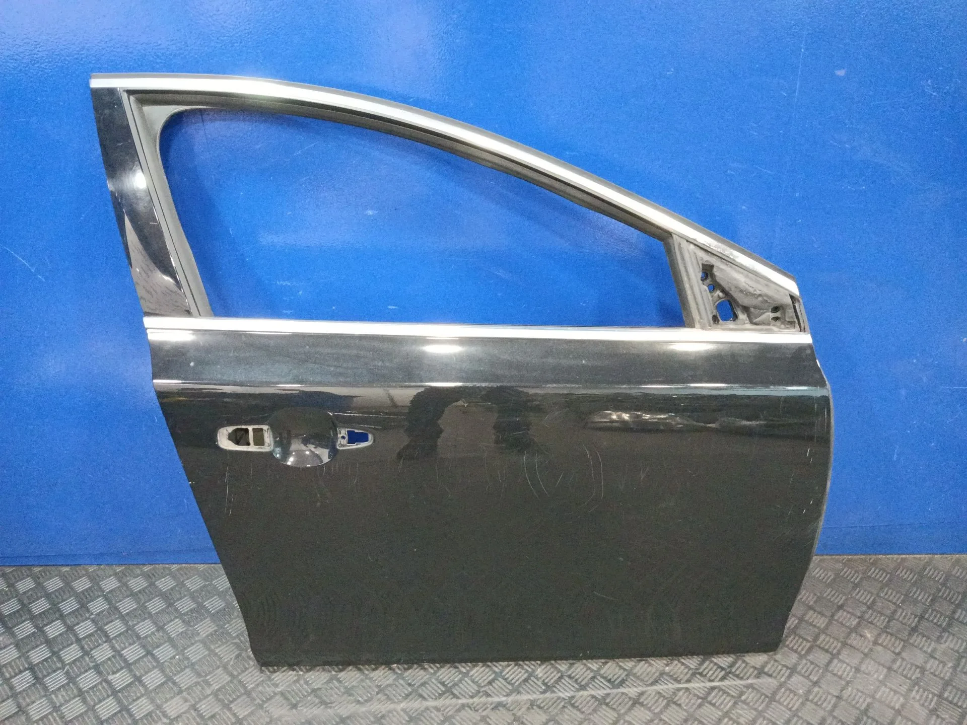 Puerta Delantera Derecha para Volvo V40 Hatchback (525)