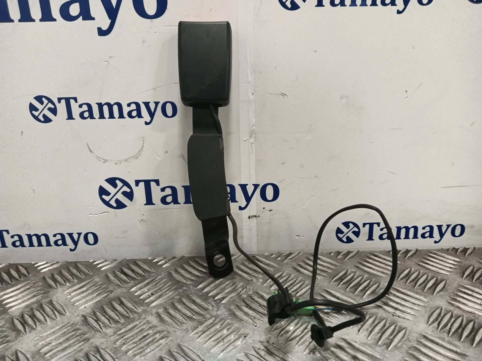 Enganche Cinturon Delantero Izquierdo para Seat Ibiza Iv (6J5, 6P1)