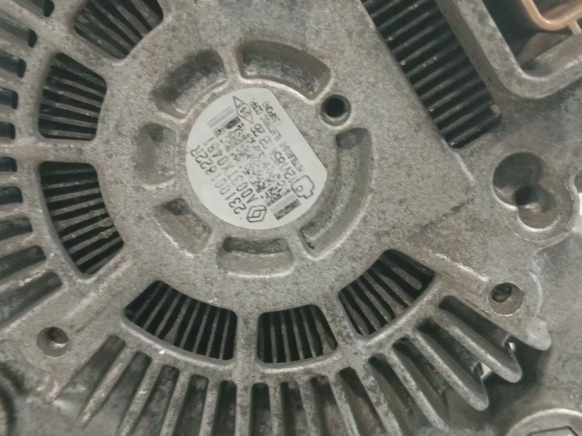 Alternador para Renault Master Iii Furgoneta (Fv)