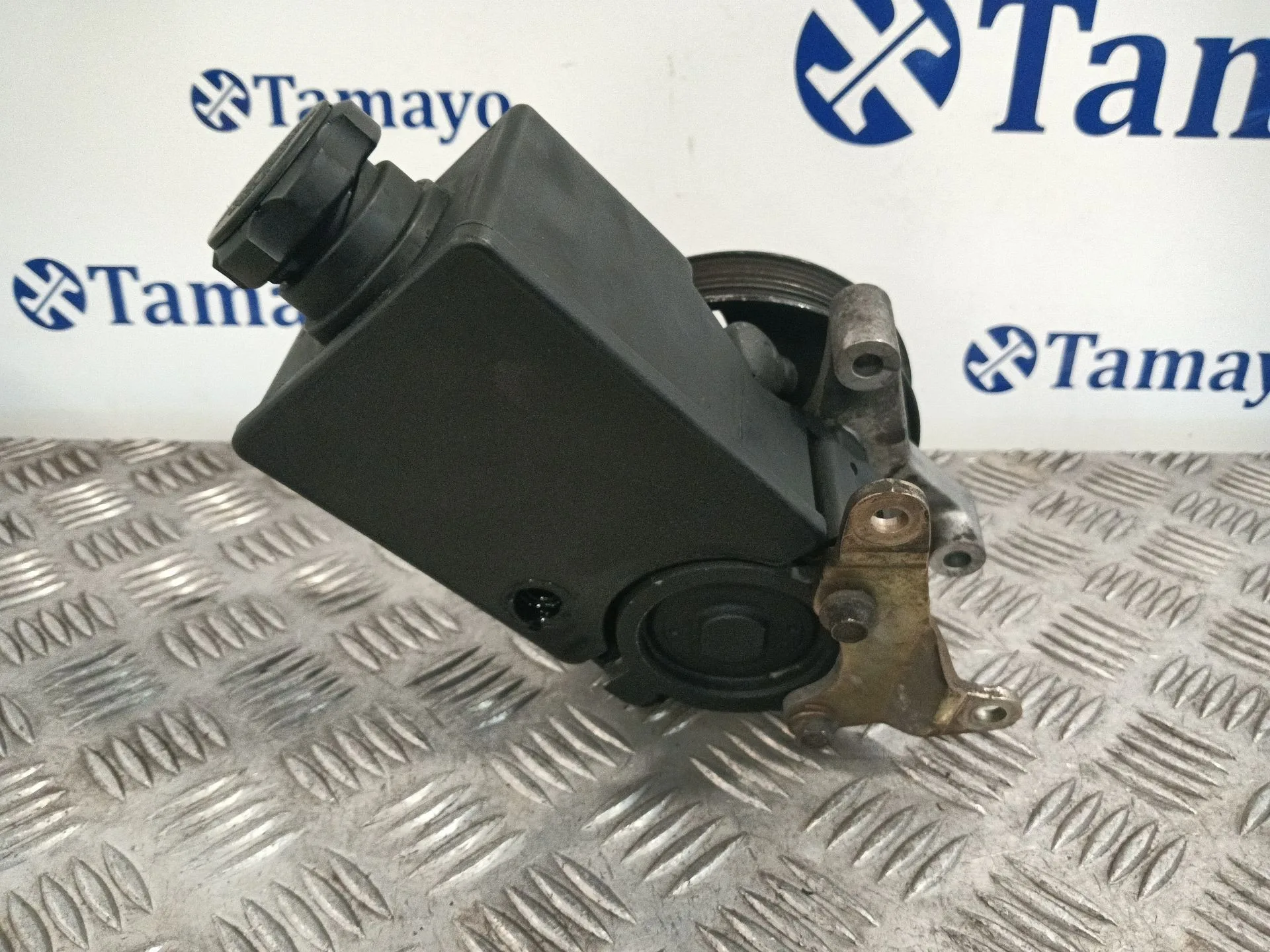 Bomba Direccion para Ssangyong Rodius