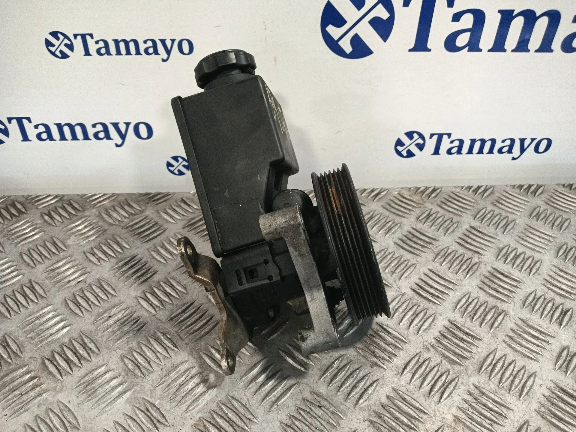 Bomba Direccion para Ssangyong Rodius