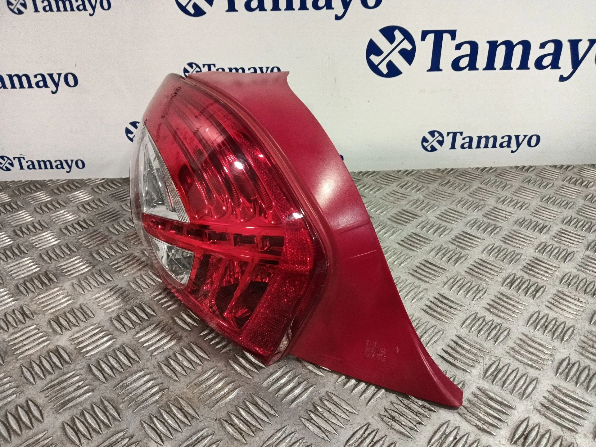 Piloto Trasero Izquierdo para Peugeot 208 I (Ca_, Cc_)