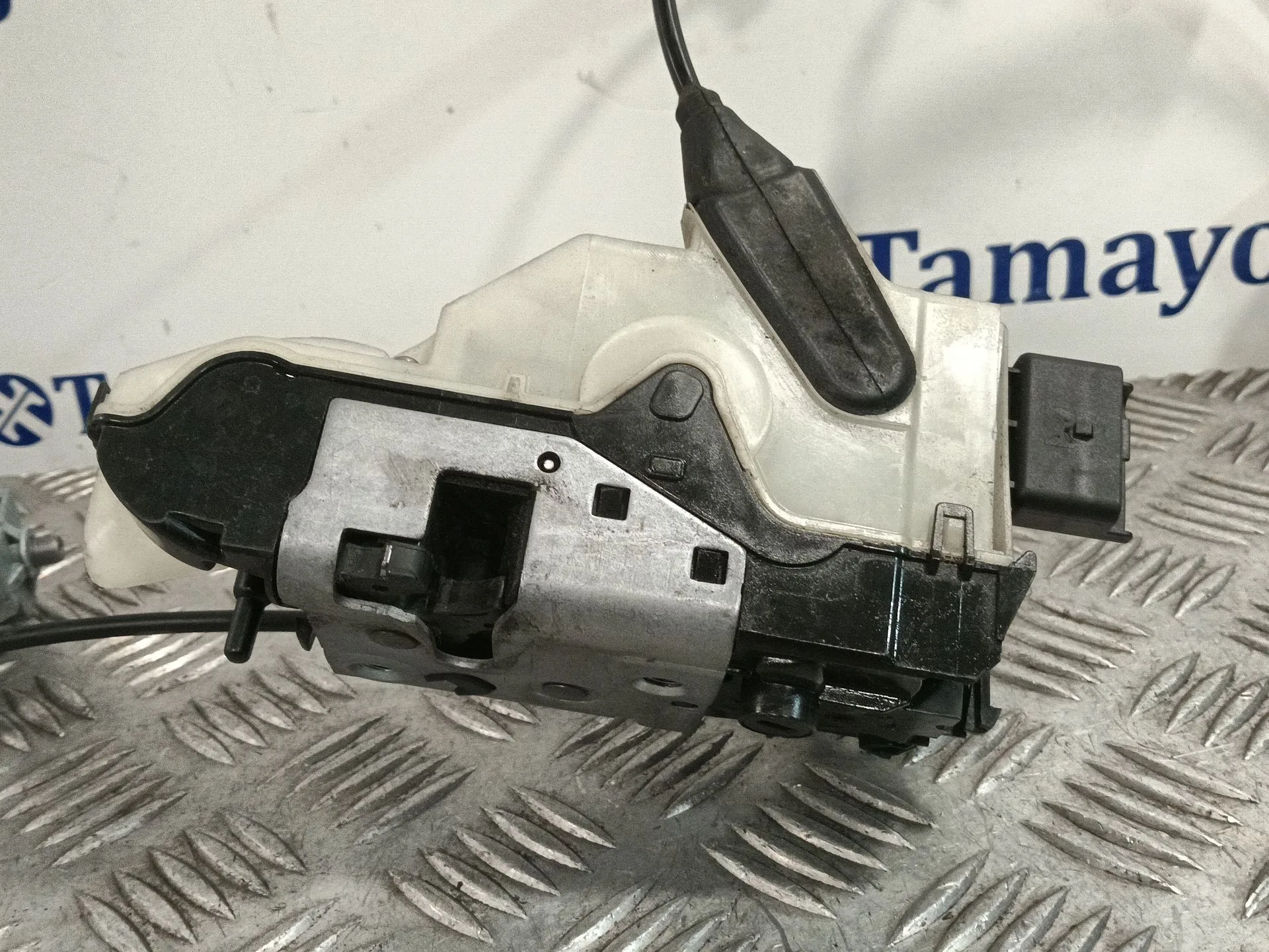 Cerradura Puerta Delantera Izquierda para Peugeot 208 I (Ca_, Cc_)