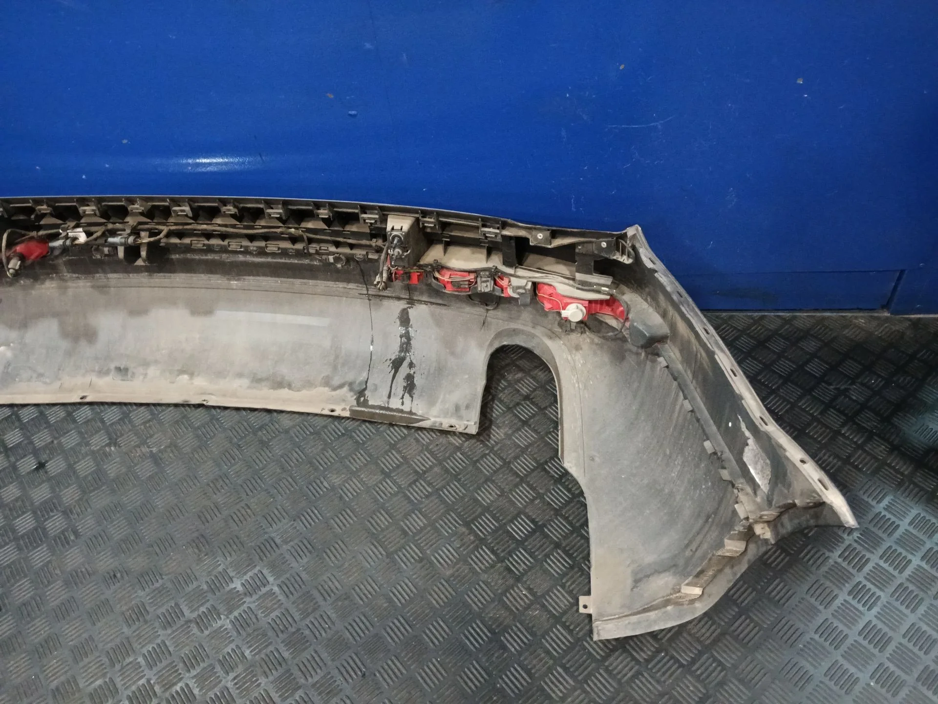 Paragolpes Trasero para Audi Q7 (4Lb)