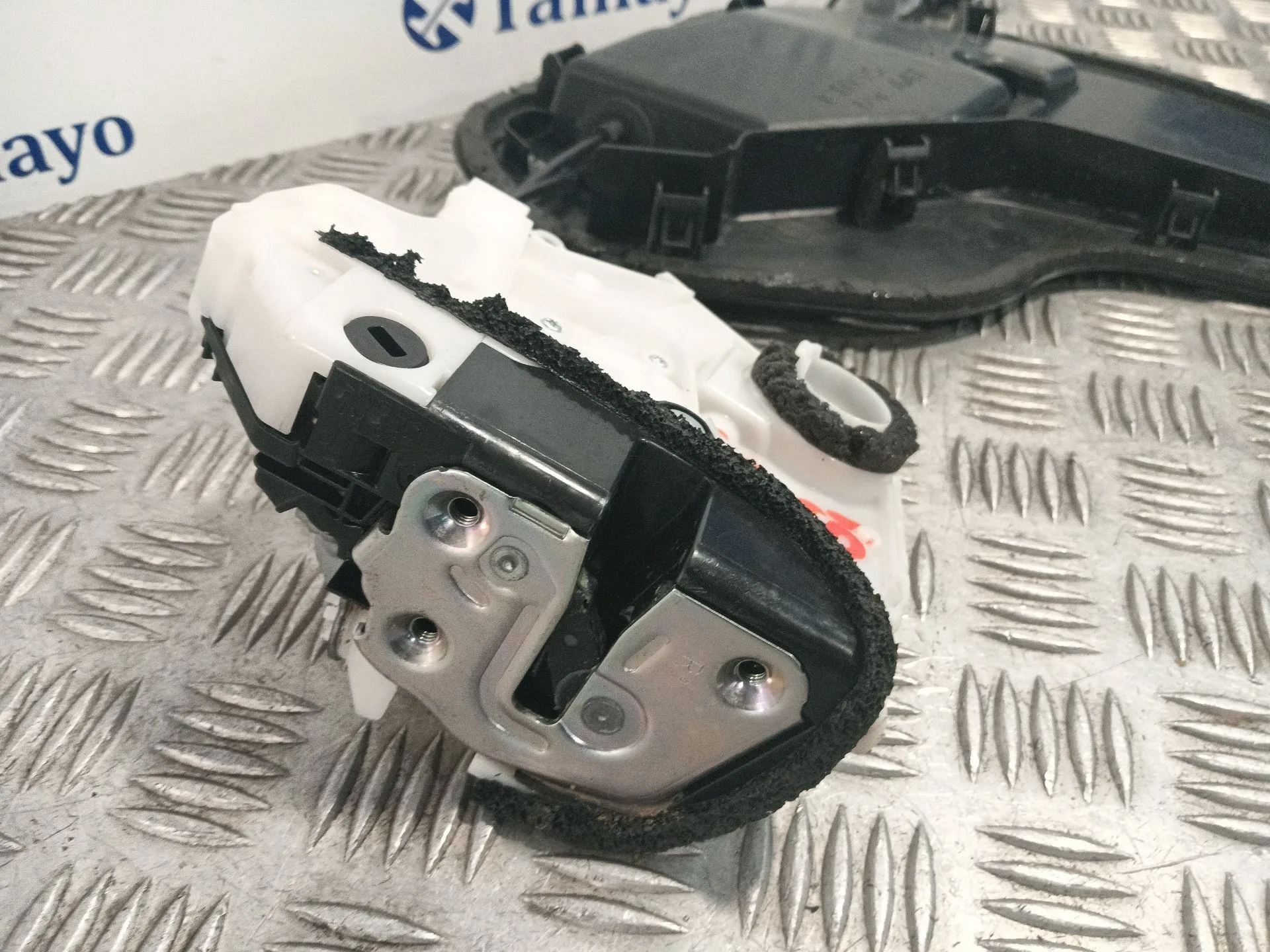 Cerradura Puerta Trasera Derecha para Mazda Cx-30 (Dm, Dt, Ed)