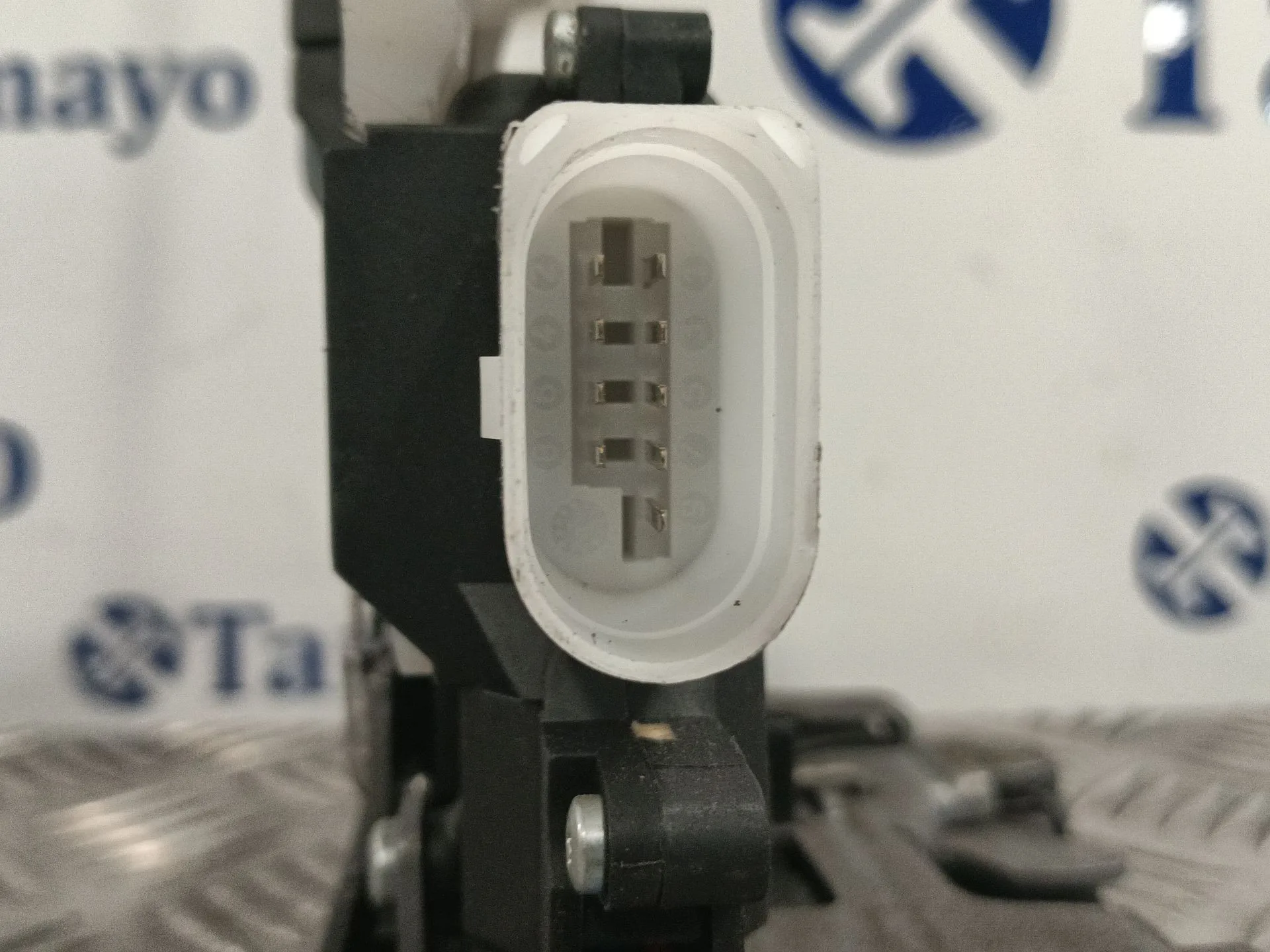 Cerradura Puerta Delantera Izquierda para Volkswagen Caddy Iii Furgoneta/Monovolumen (2Ka, 2Kh, 2Ca, 2Ch)