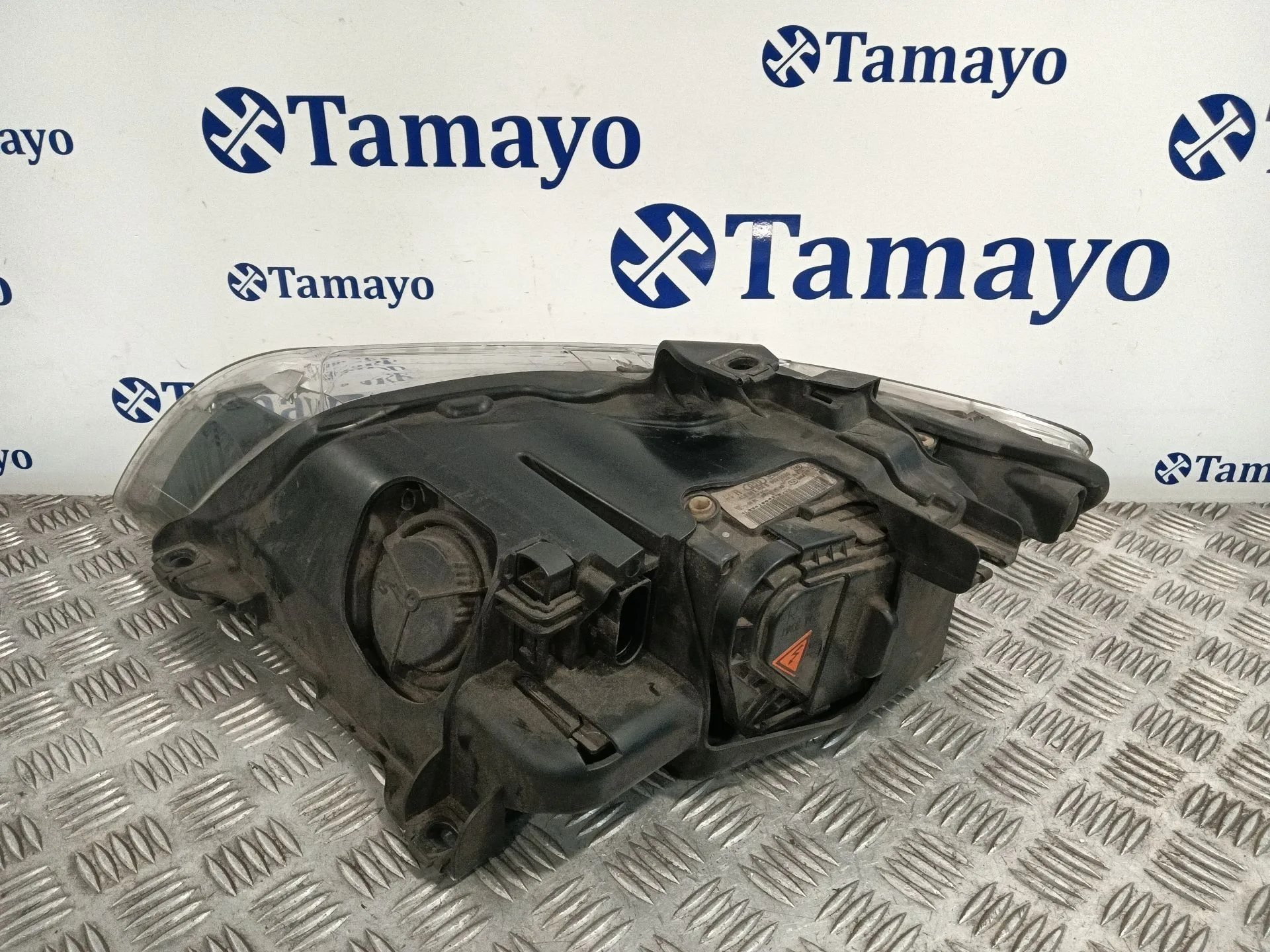 Faro Derecho para Audi Q7 (4Lb)