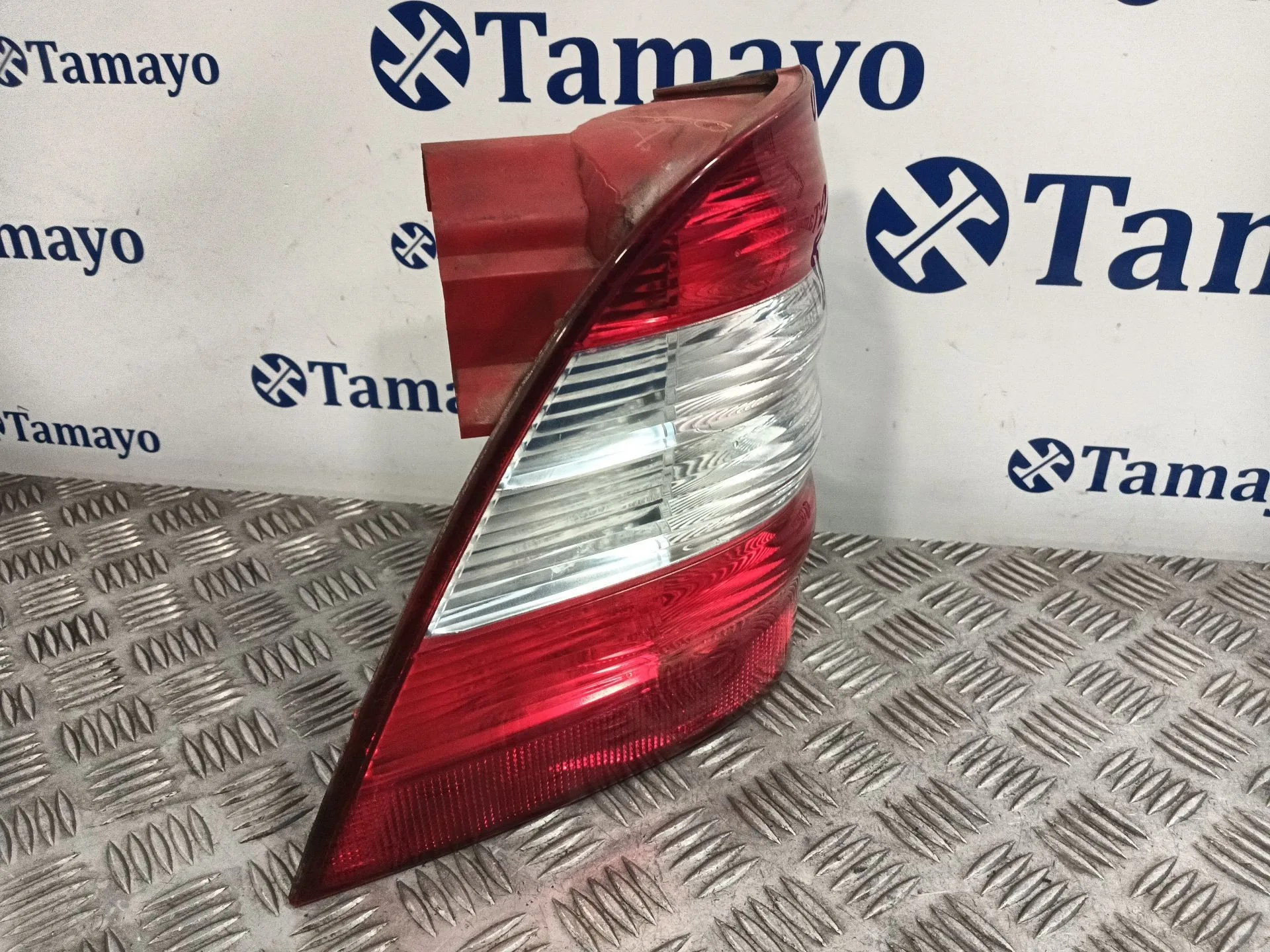 Piloto Trasero Izquierdo para Mercedes-Benz Clase M (W163)